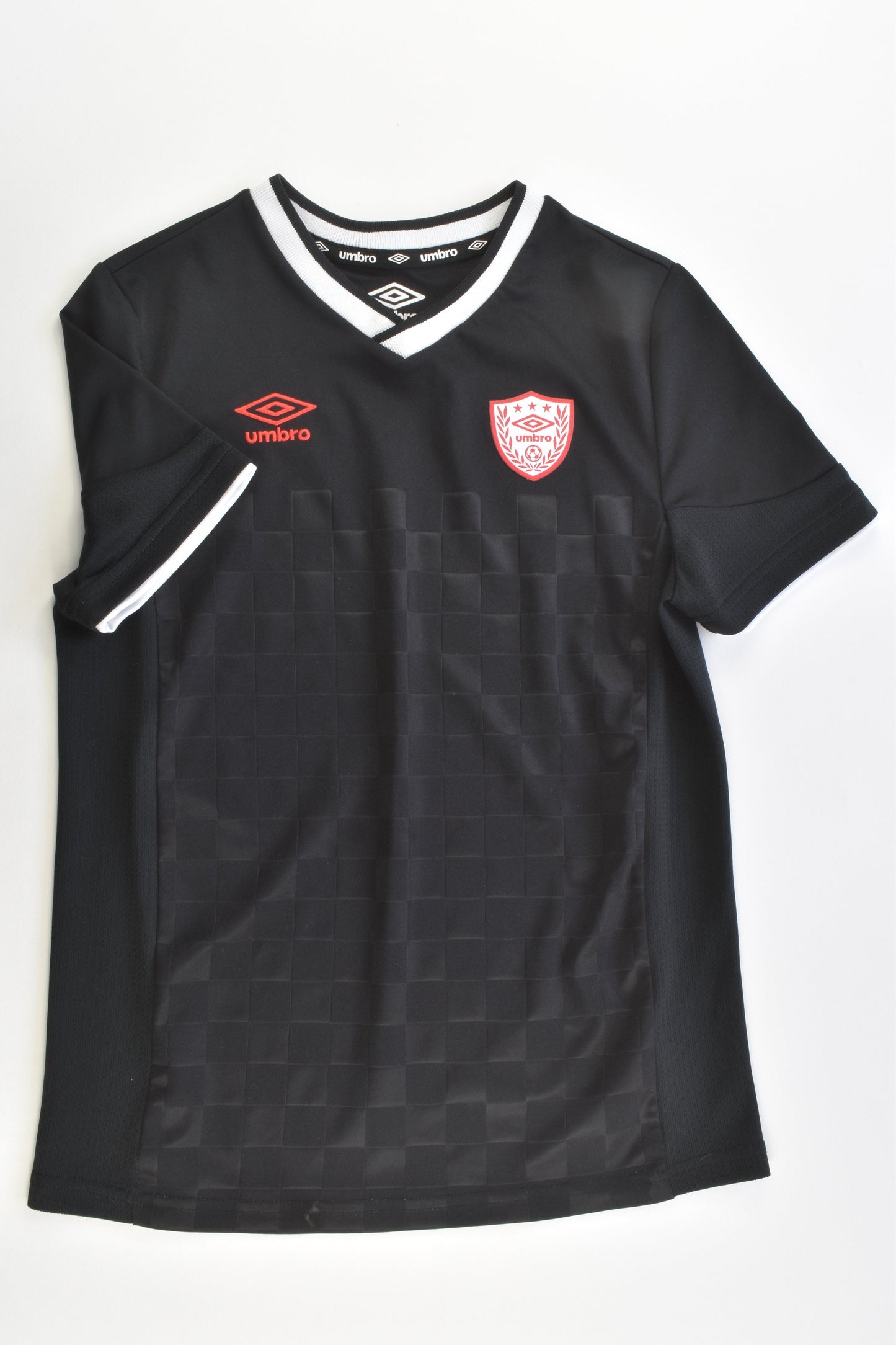 NEW Umbro Size 8/10 Sport T-shirt