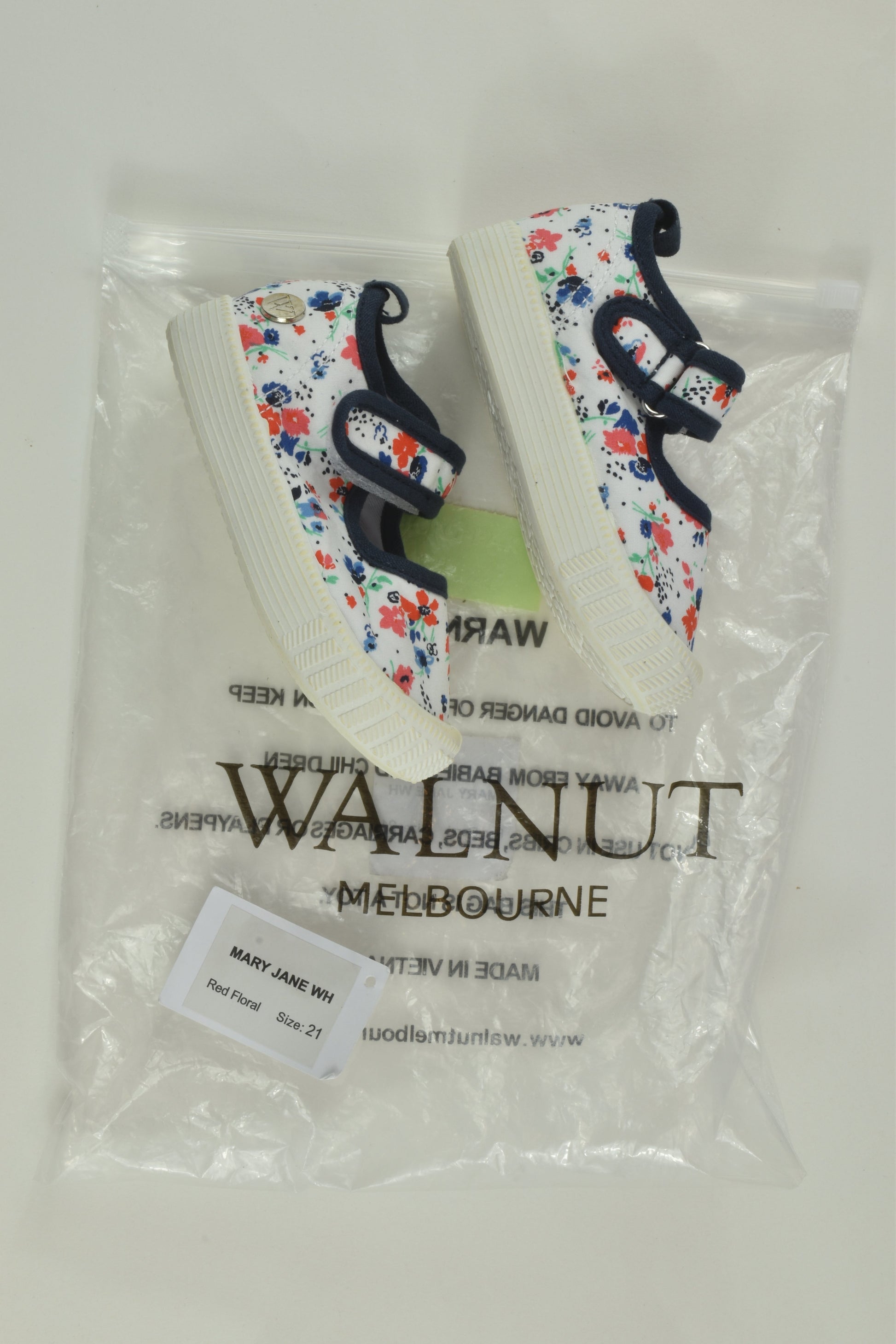 NEW Walnut Melbourne Size EUR 21 Floral Canvas Shoes