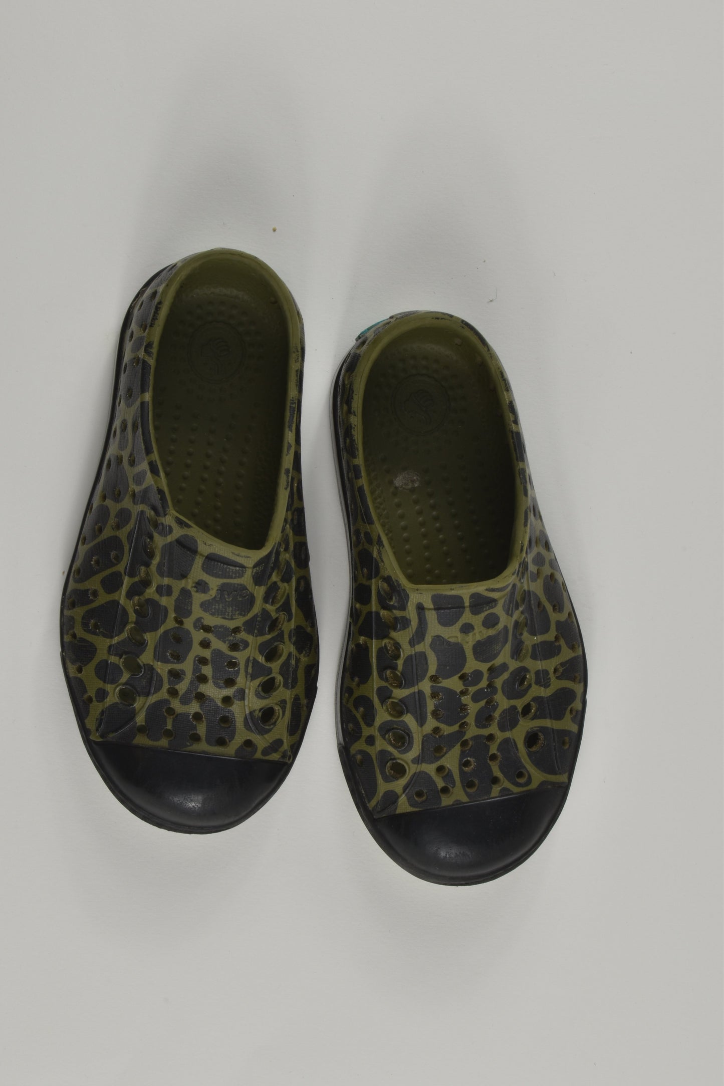 Native Size C8 Camouflage Shoes