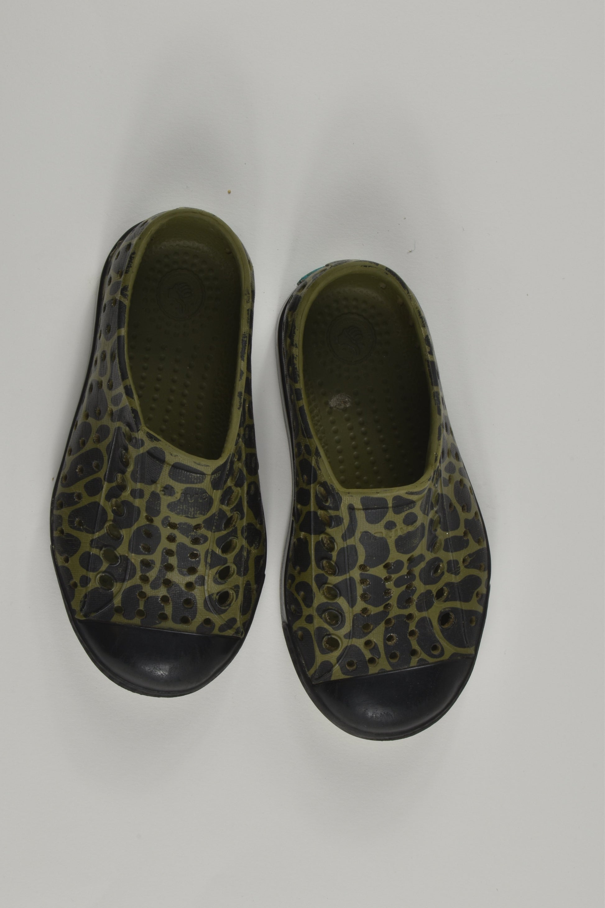 Native Size C8 Camouflage Shoes