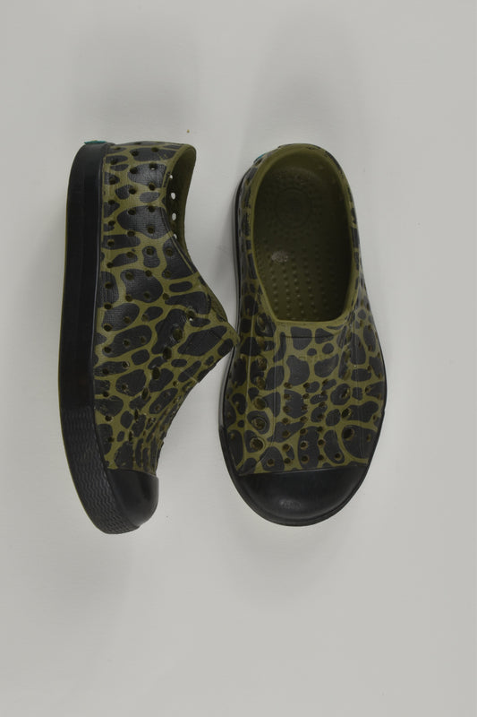 Native Size C8 Camouflage Shoes