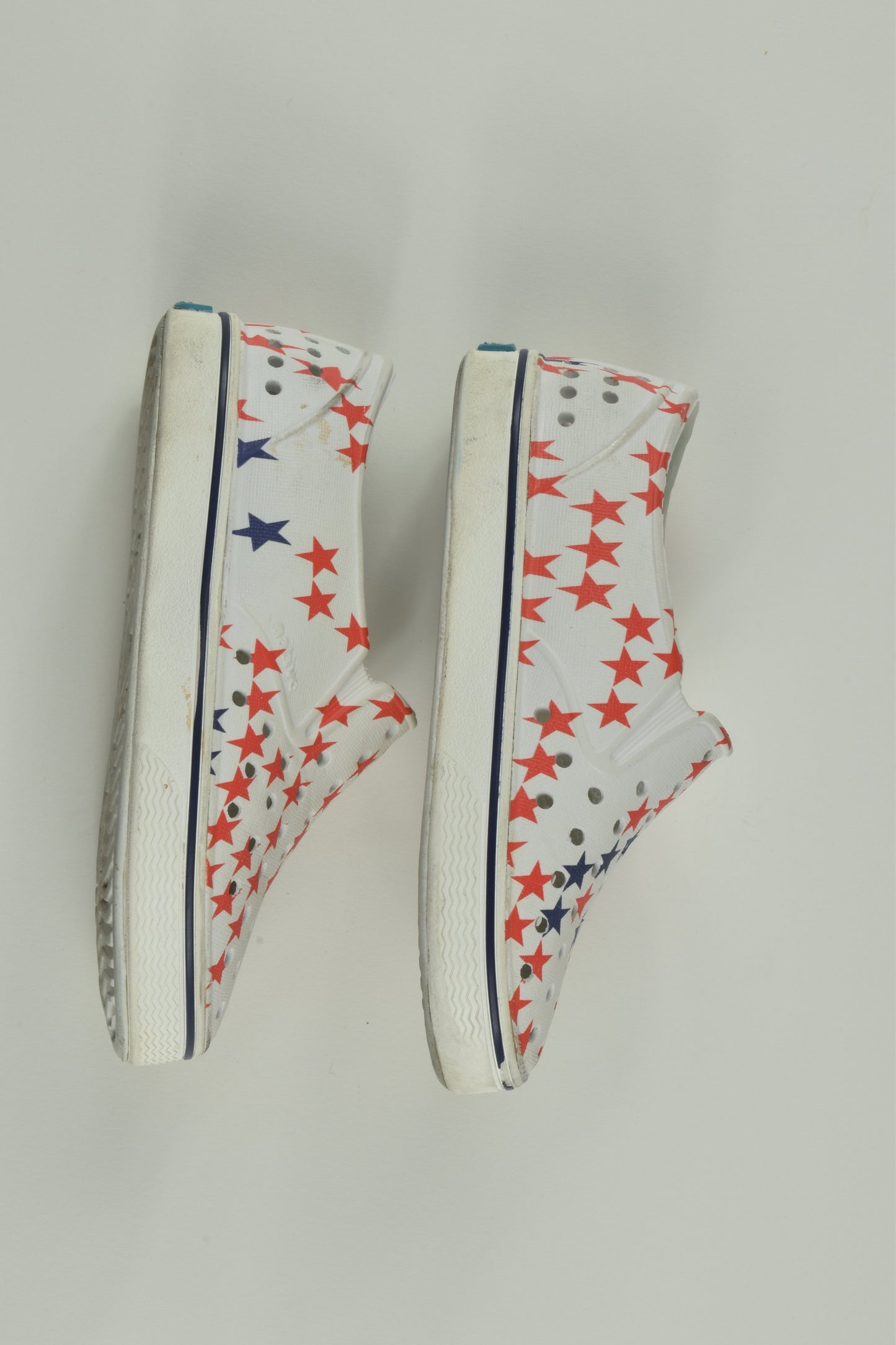 Native Size C9 Stars Shoes