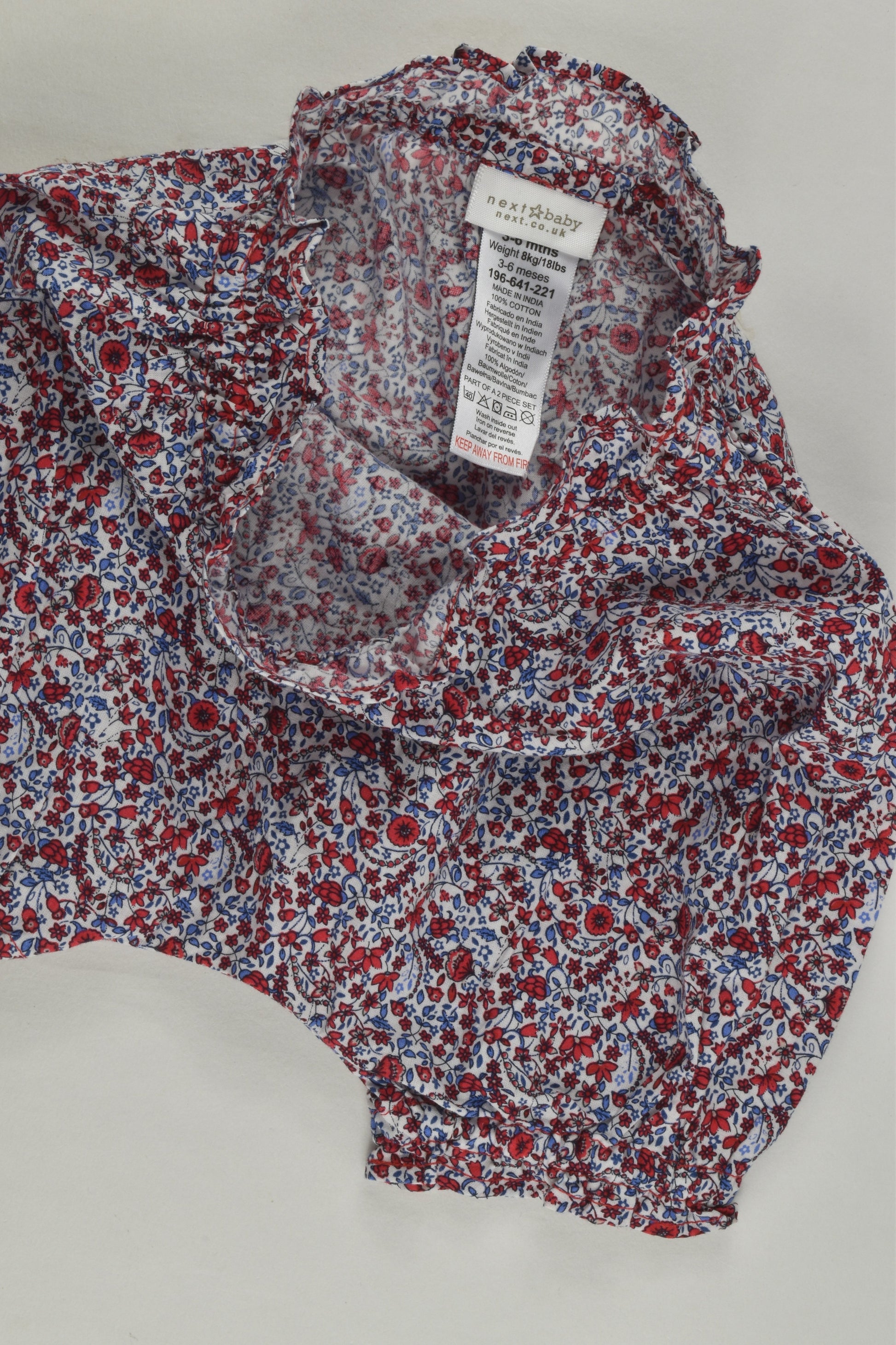 Next Size 00 Floral Shorts
