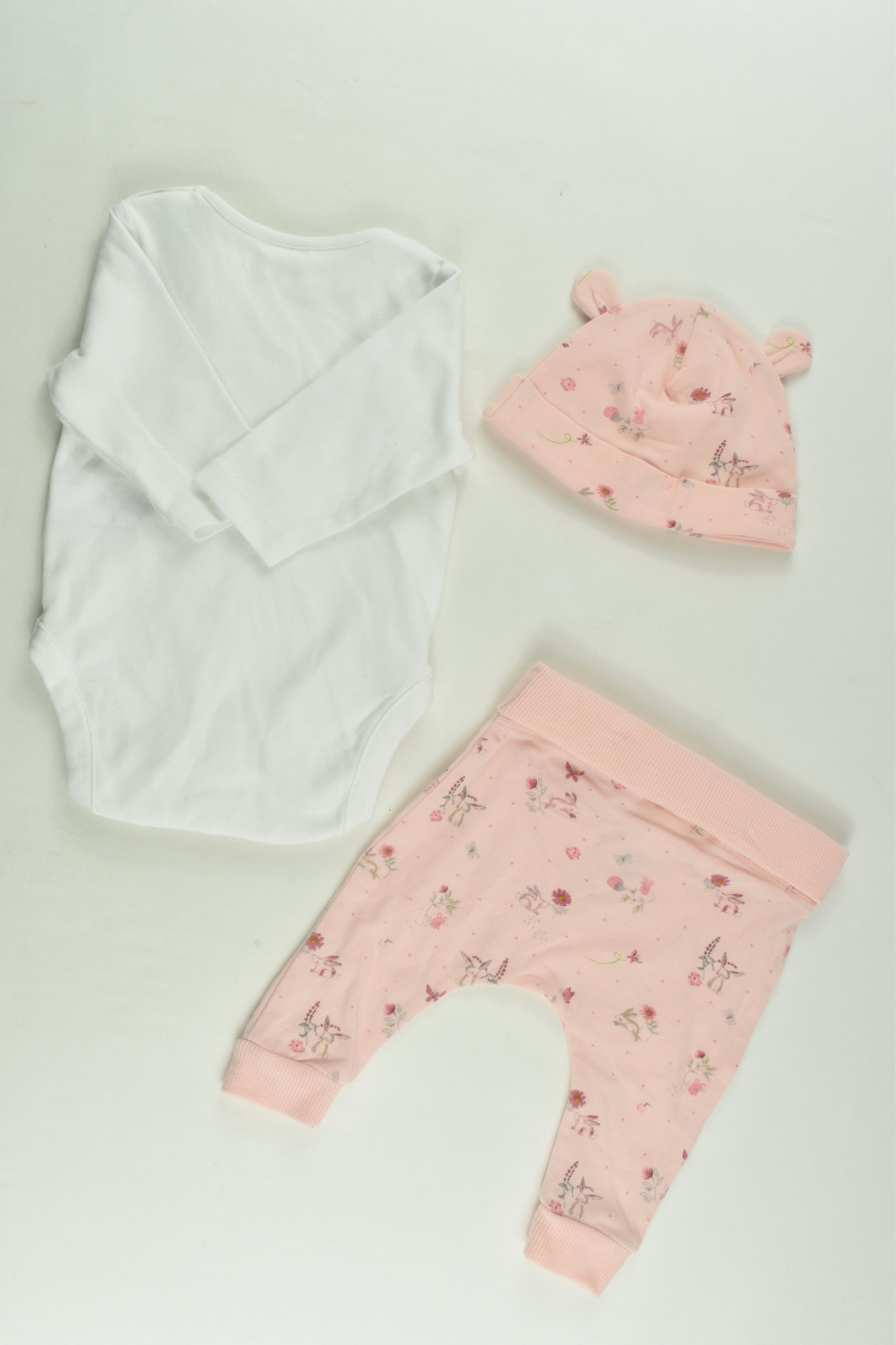 Next Size 0000 'Happy Bunnies' Outfit
