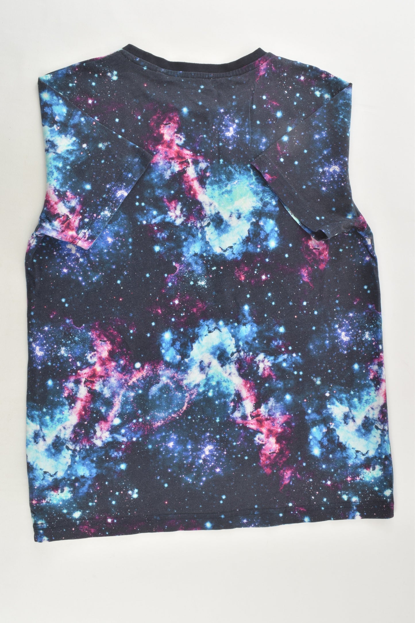 Next Size 10 'Do Something Out Of This World' T-shirt