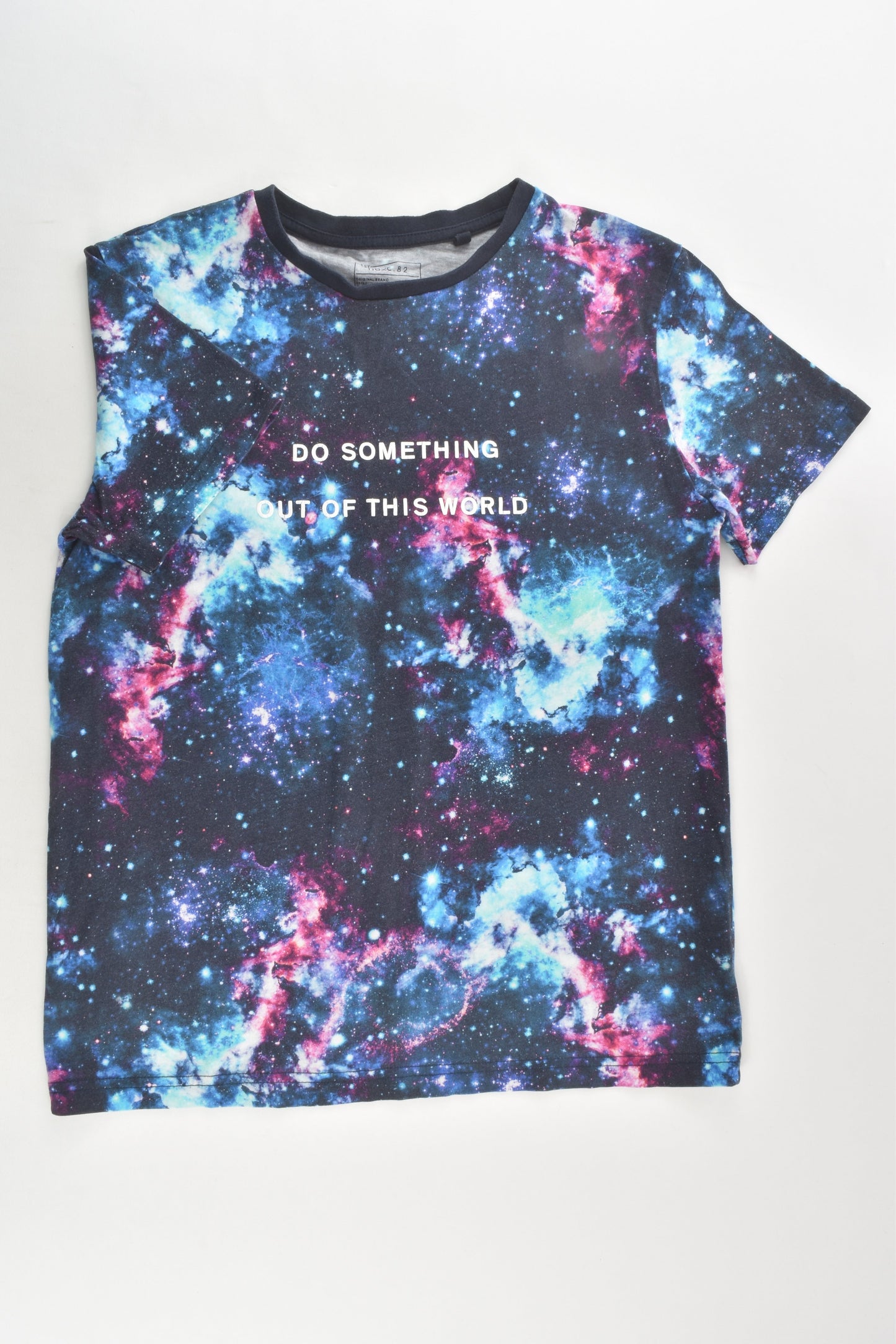 Next Size 10 'Do Something Out Of This World' T-shirt