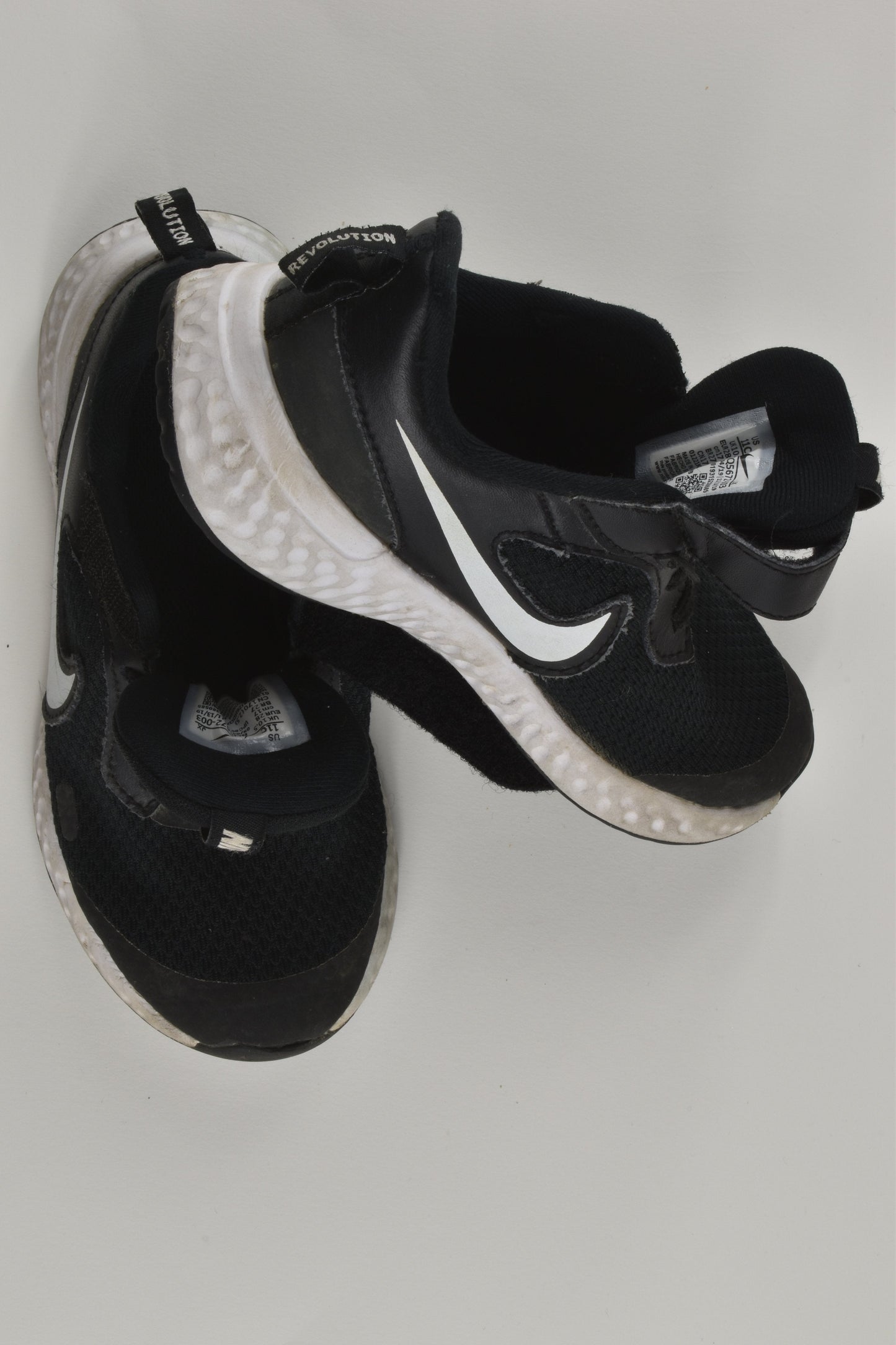 Nike Revolution Size UK 10.5 Shoes