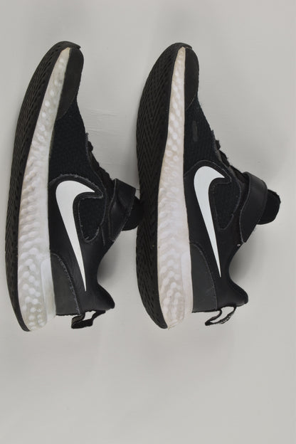 Nike Revolution Size UK 10.5 Shoes