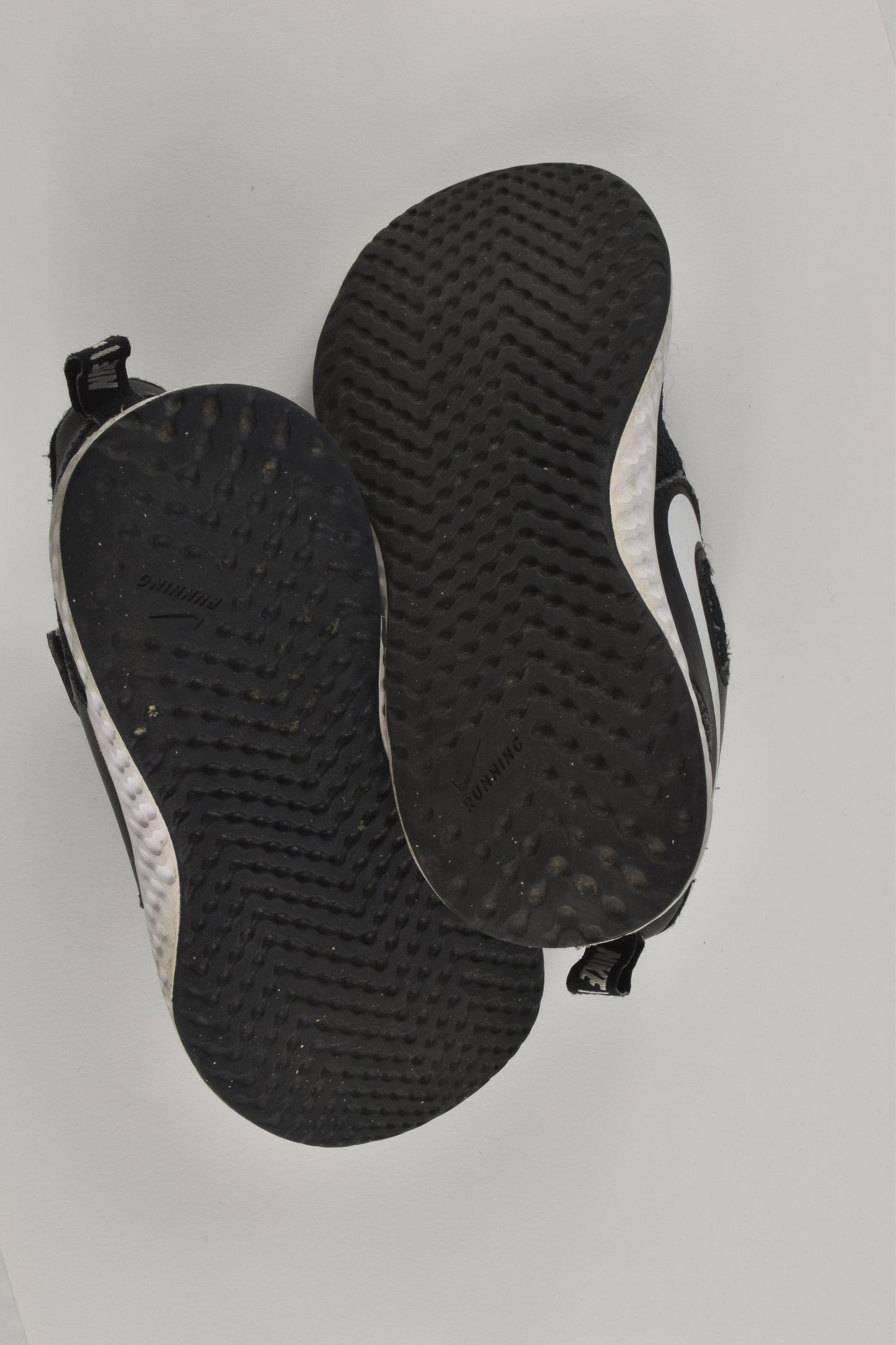 Nike Revolution Size UK 10.5 Shoes