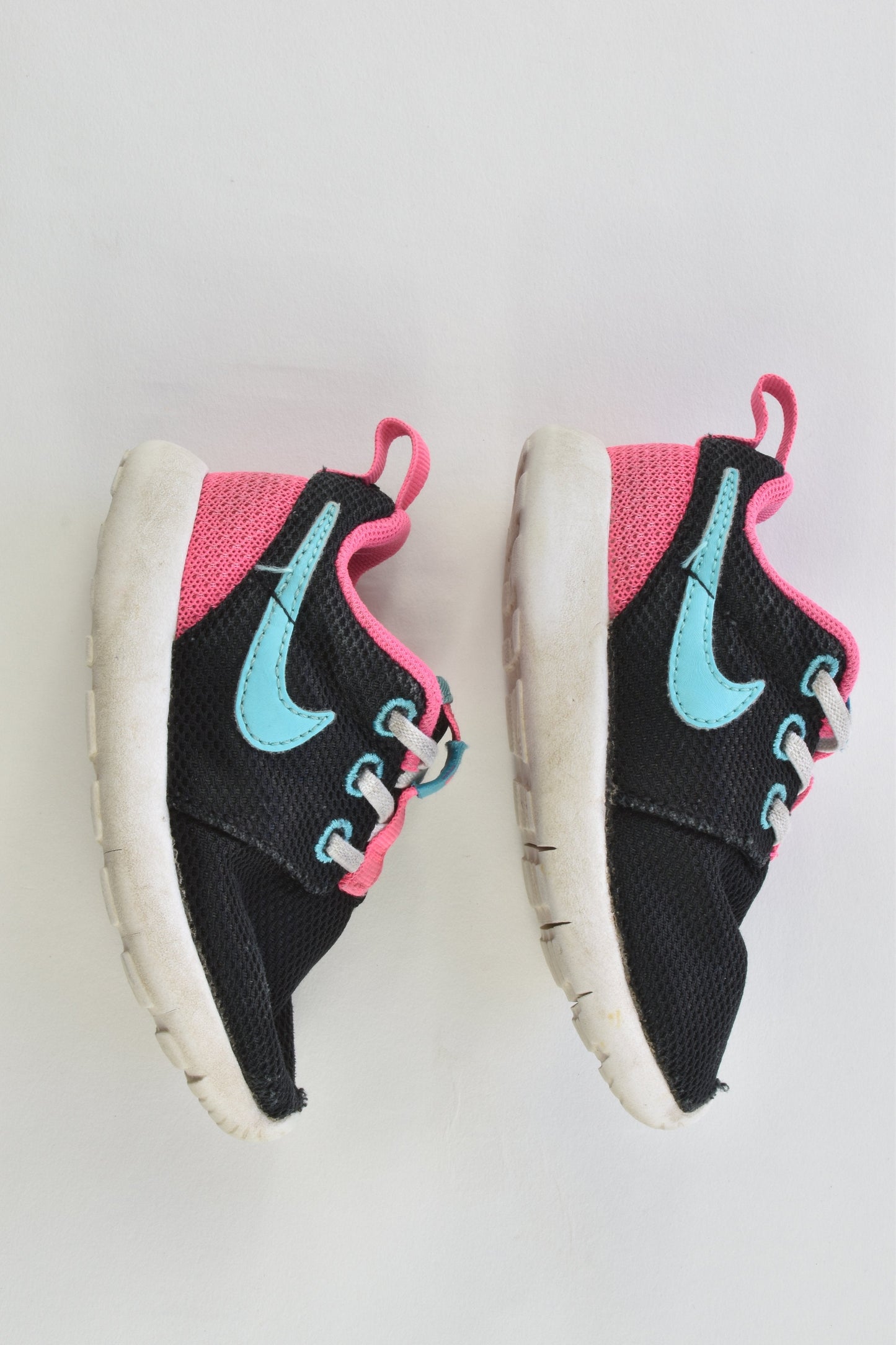 Nike Size 5.5 Sneakers