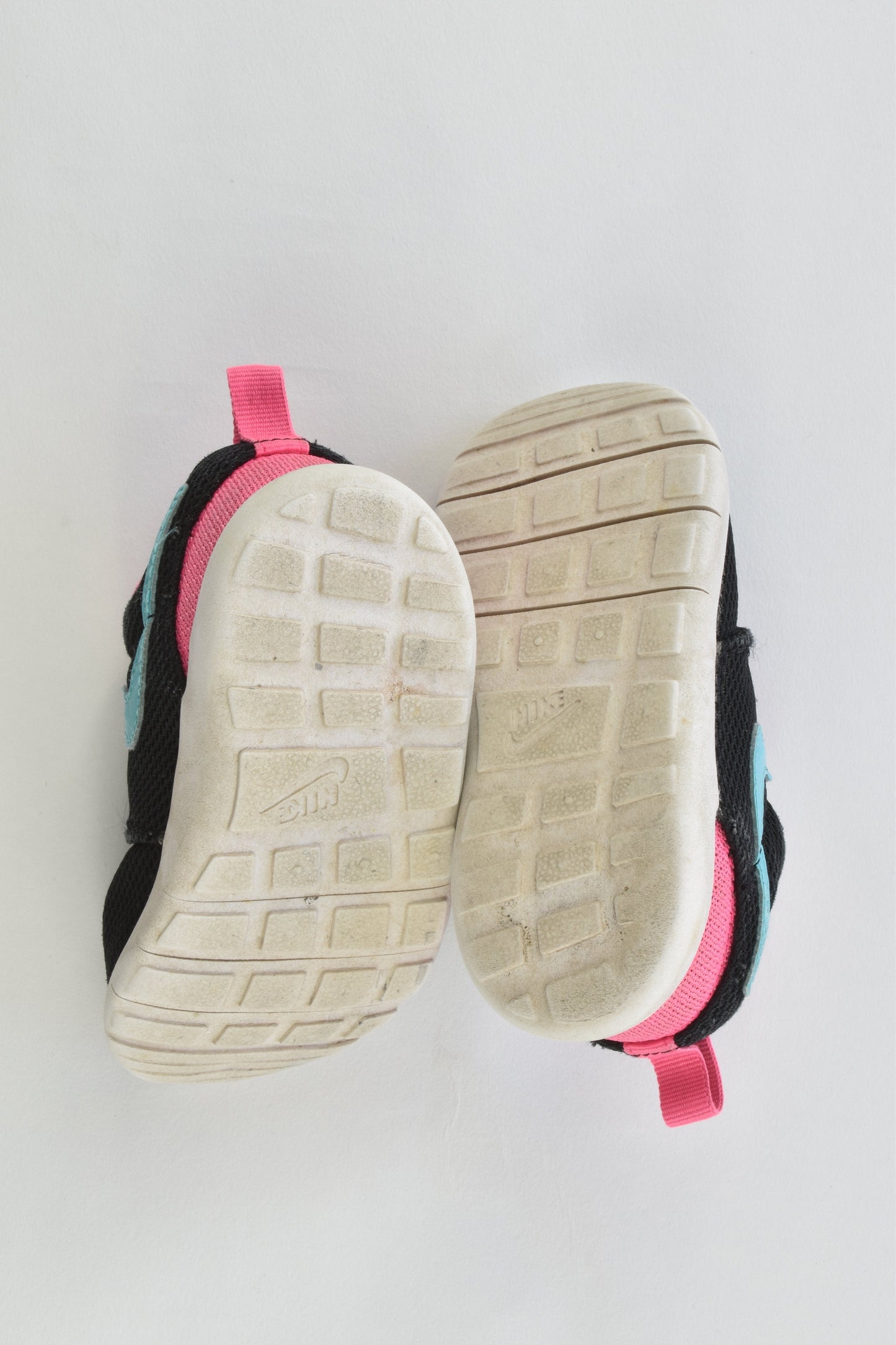 Nike Size 5.5 Sneakers