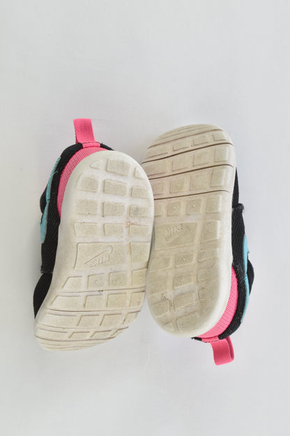 Nike Size 5.5 Sneakers