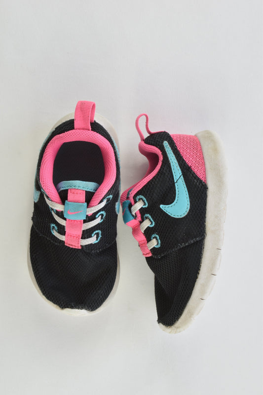 Nike Size 5.5 Sneakers