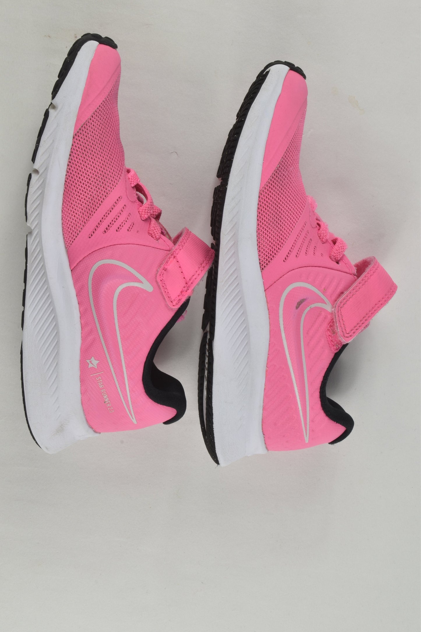 Nike Size UK 10.5 Star Runner Sneakers