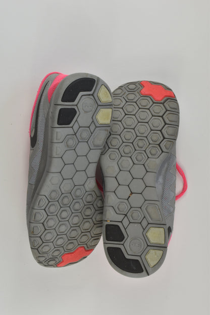 Nike Size UK 4.5 Shoes