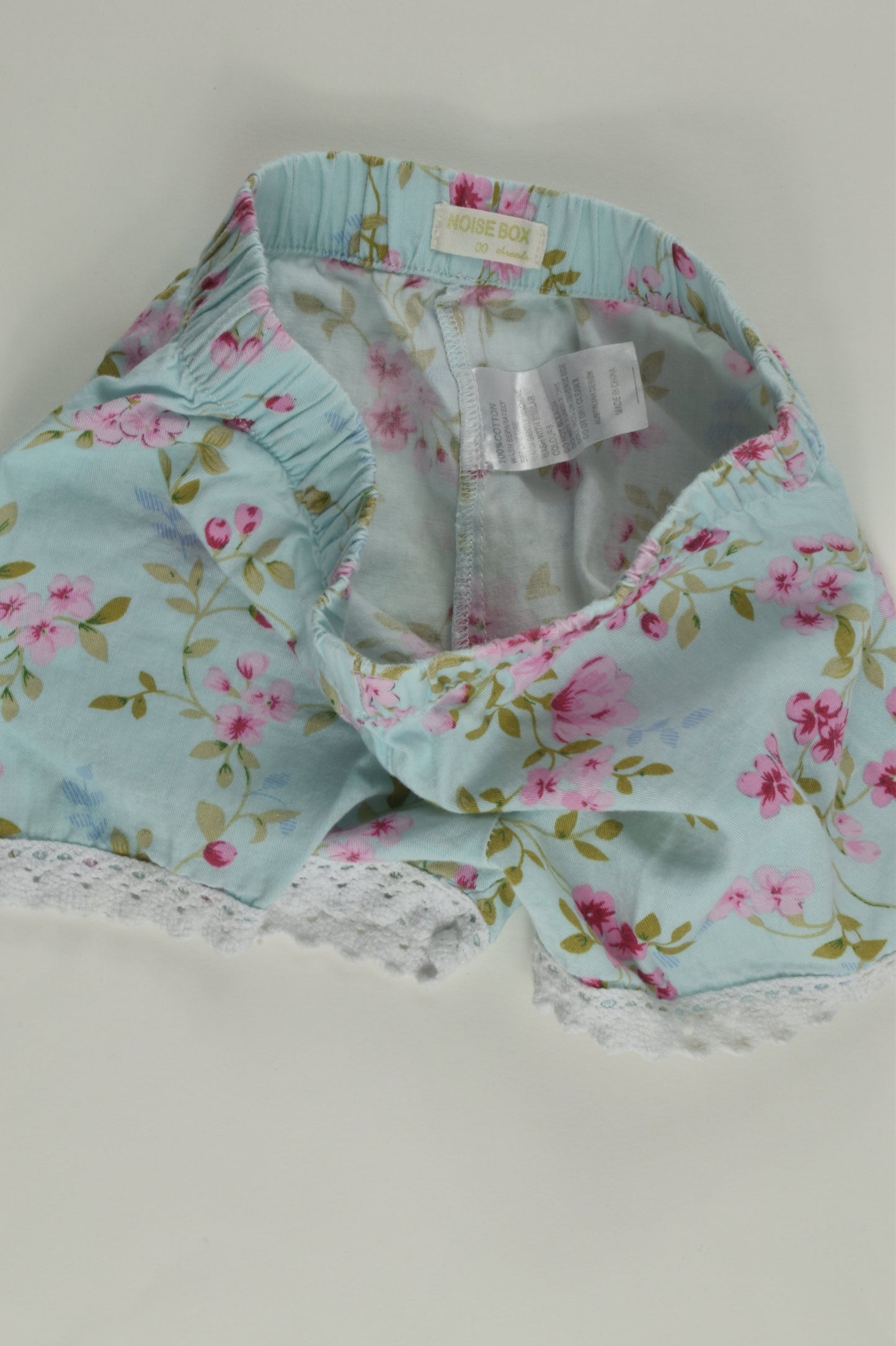 Noise Box Size 00 Floral Shorts