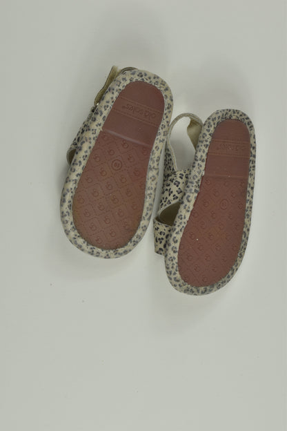 Old Soles Size 2 Sandals
