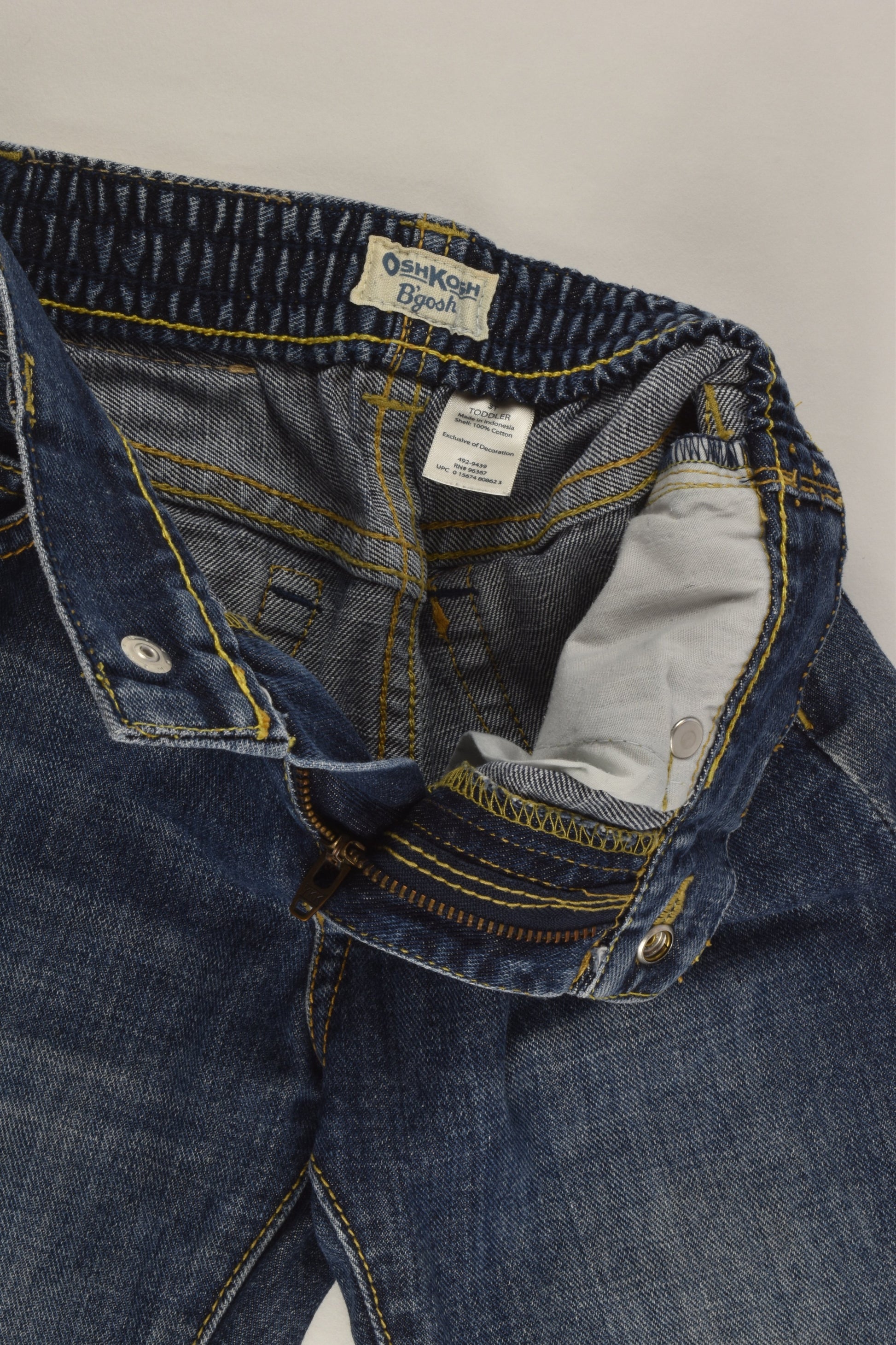 OshKosh Size 3 Denim Pants