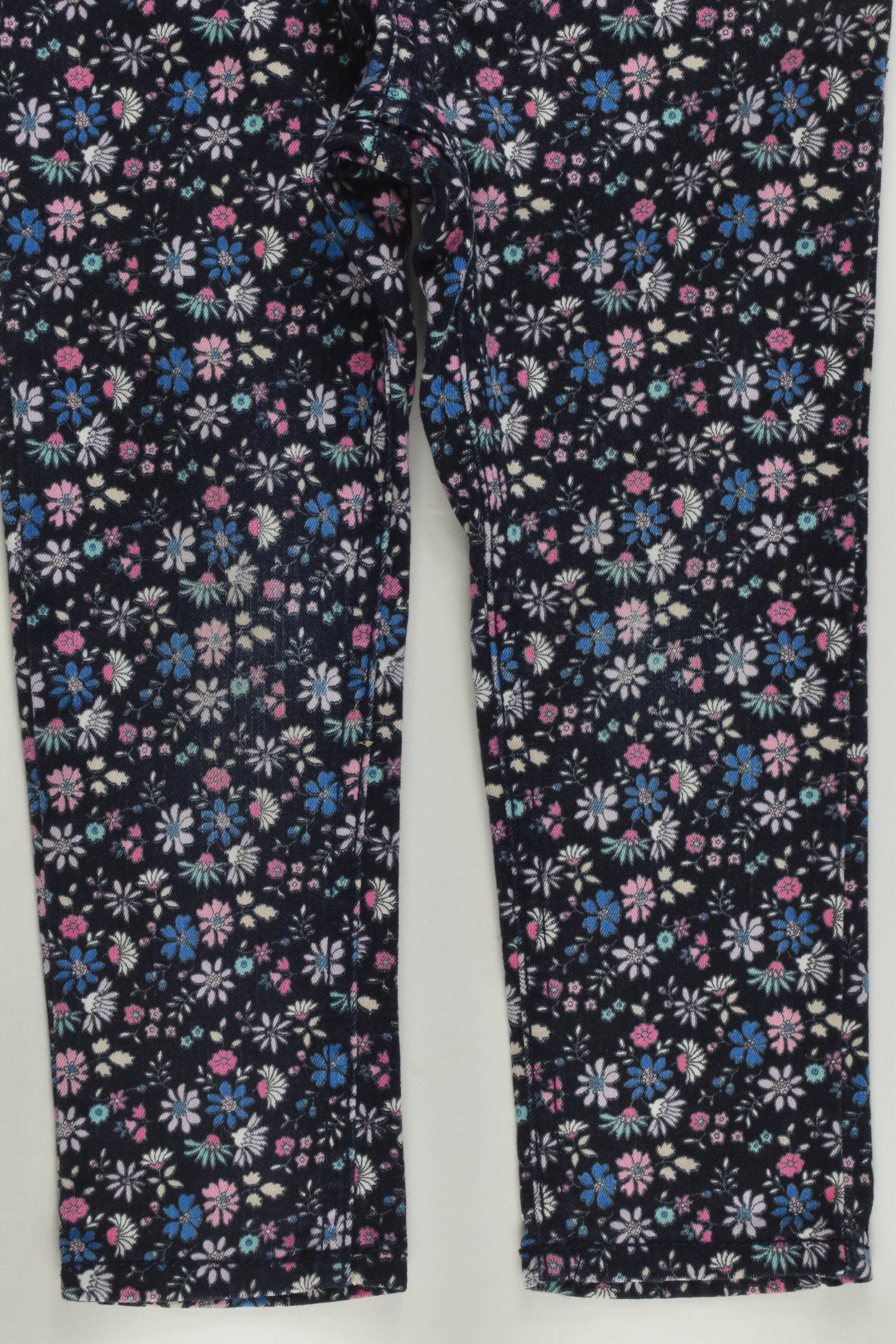 OshKosh Size 4 Stretchy Floral Denim Pants