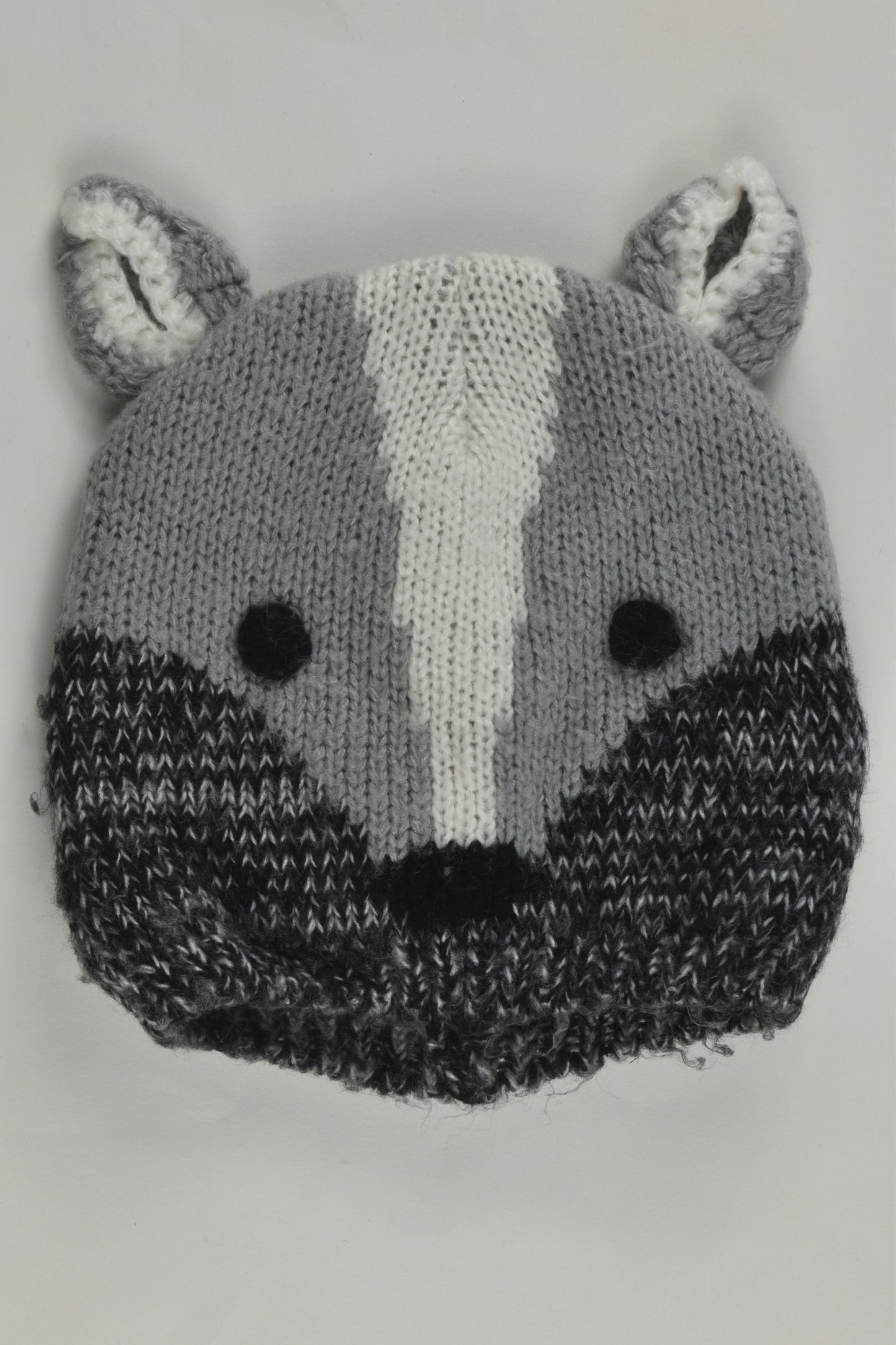 Pavement Size approx 4-6 Beanie