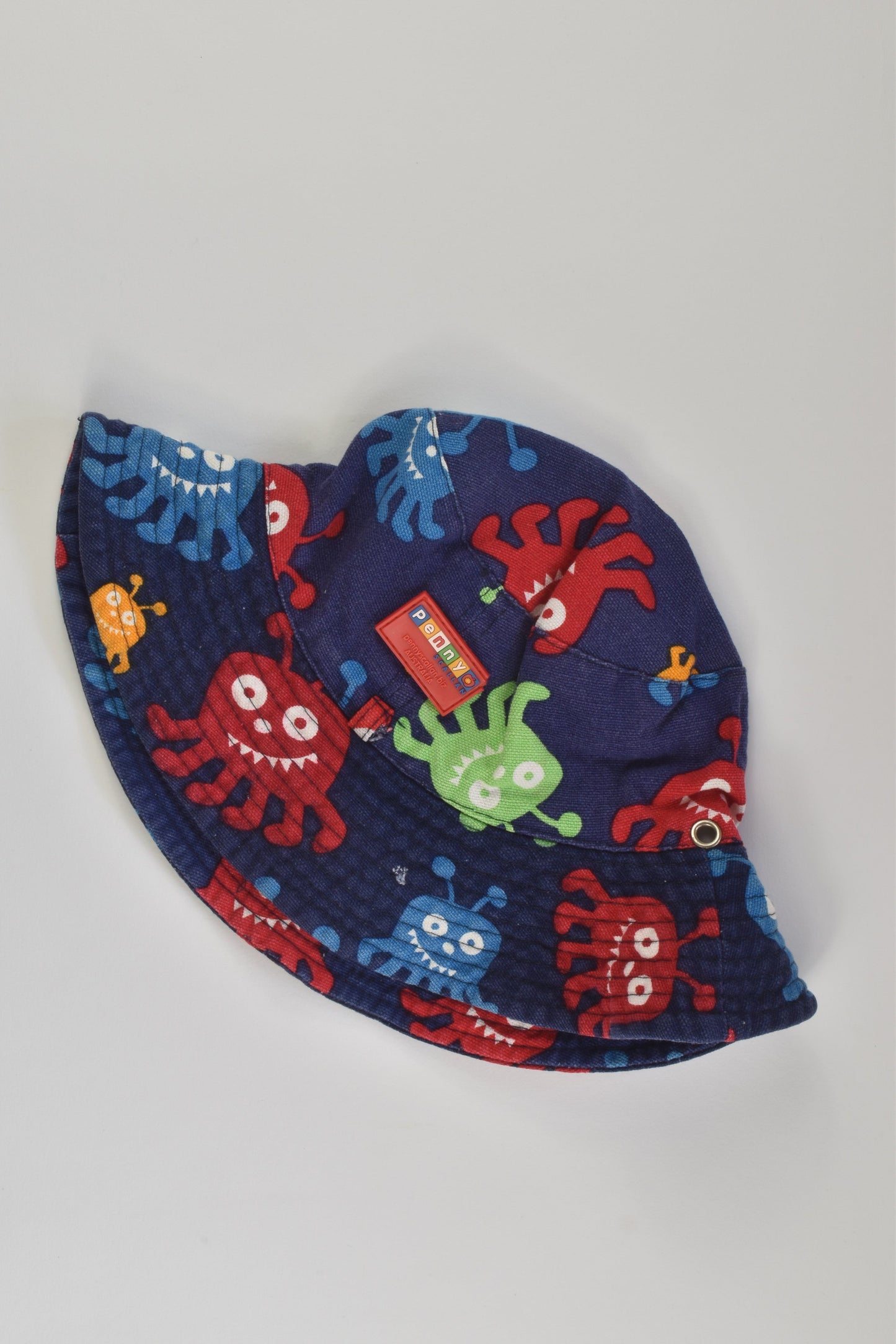 Penny Scallan Size approx 2-4 years Hat