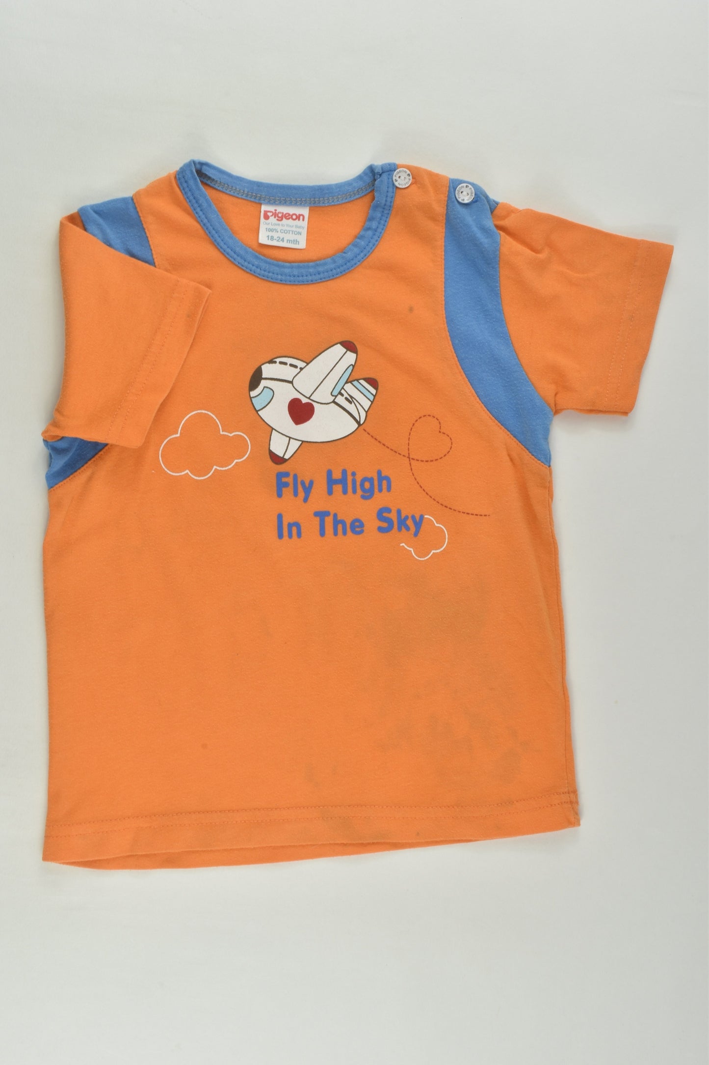 Pigeon Size 2 'Fly High In The Sky' T-shirt