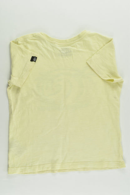Piping Hot Size 3 Palm Trees T-shirt