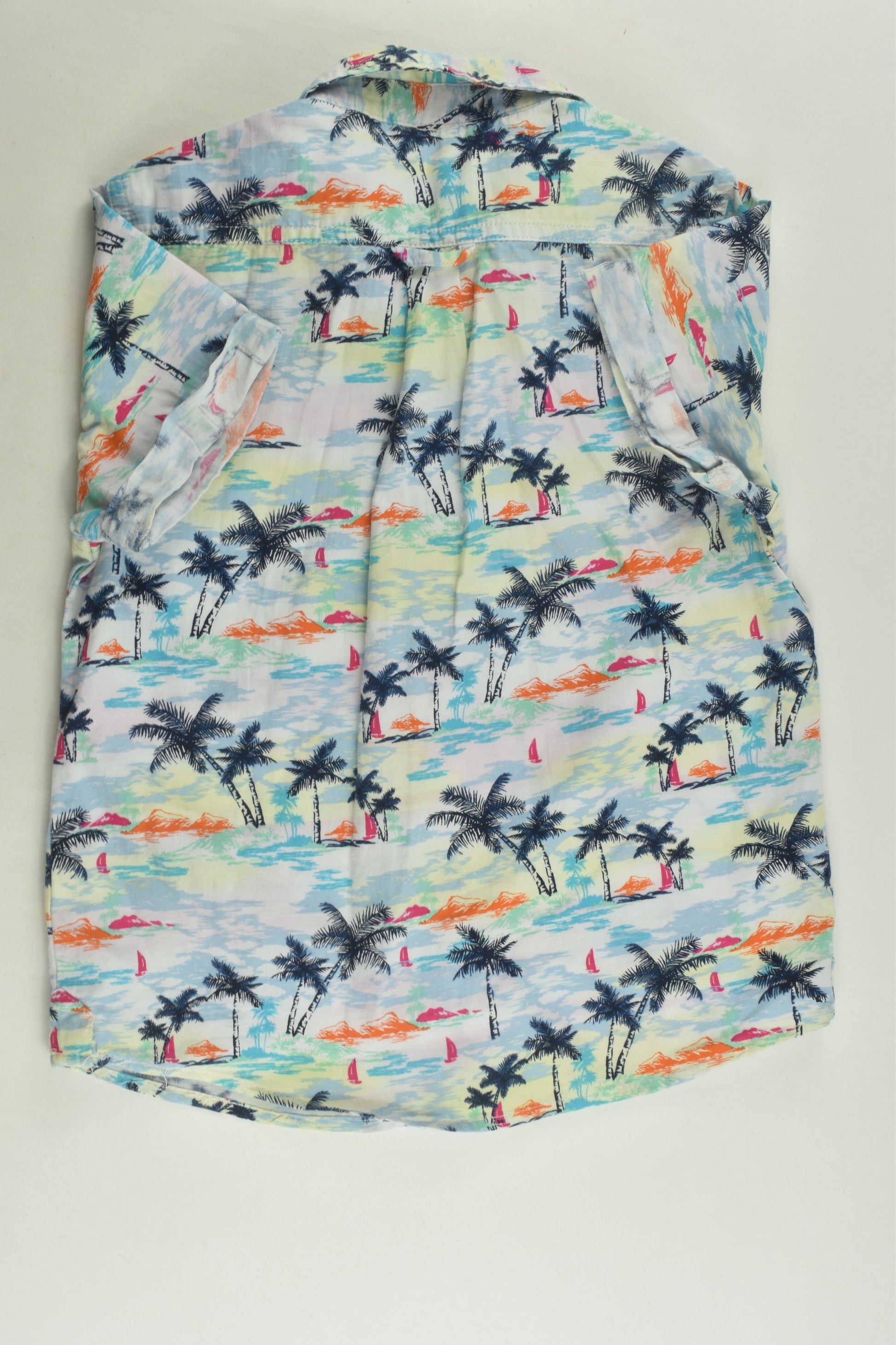 Piping Hot Size 8 Shirt