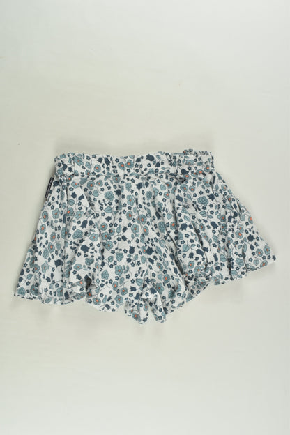 Polarn O. Pyret Size 1 (86 cm) Floral Shorts