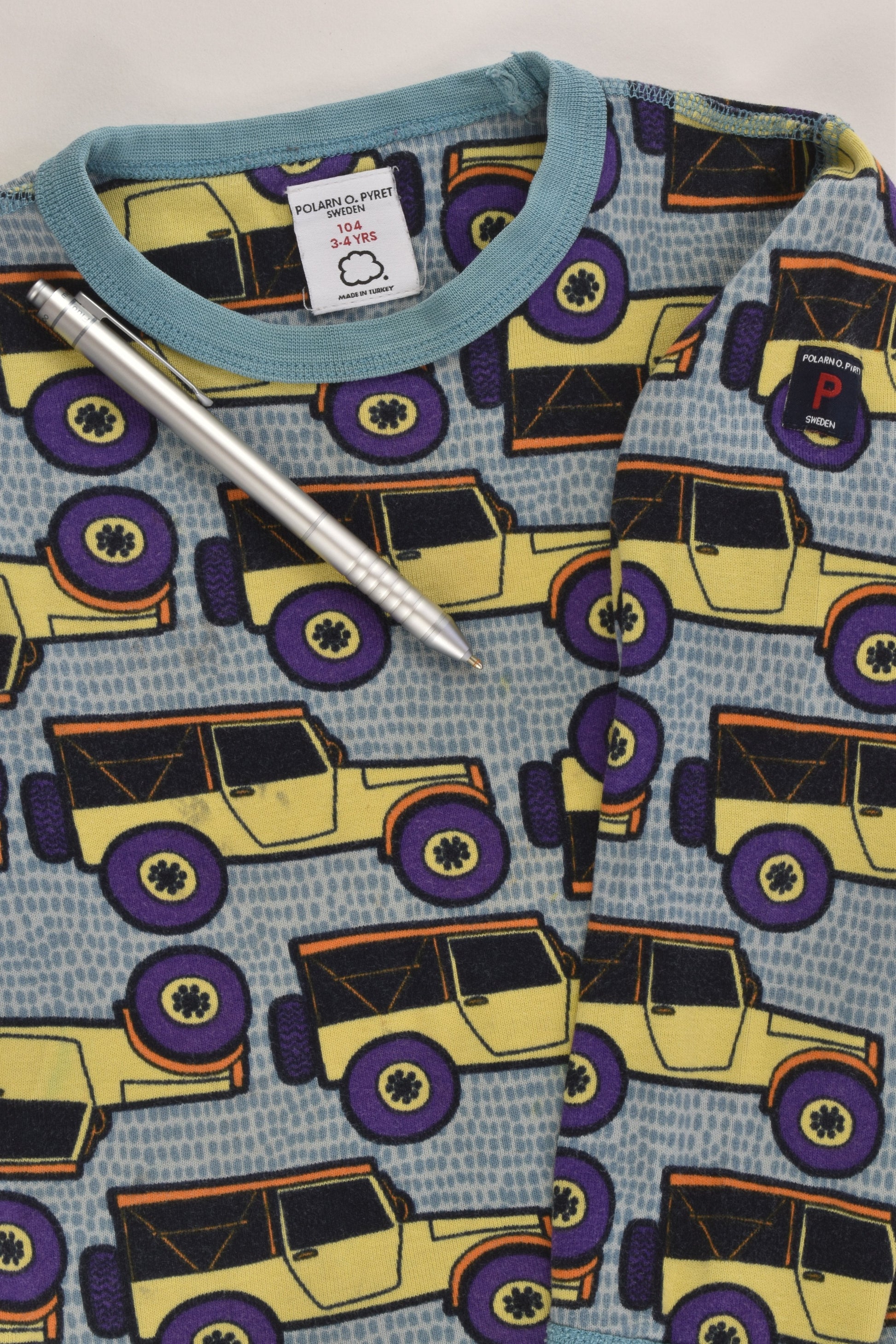 Polarn O. Pyret Size 3-4 (104 cm) Cars Retro Print Top