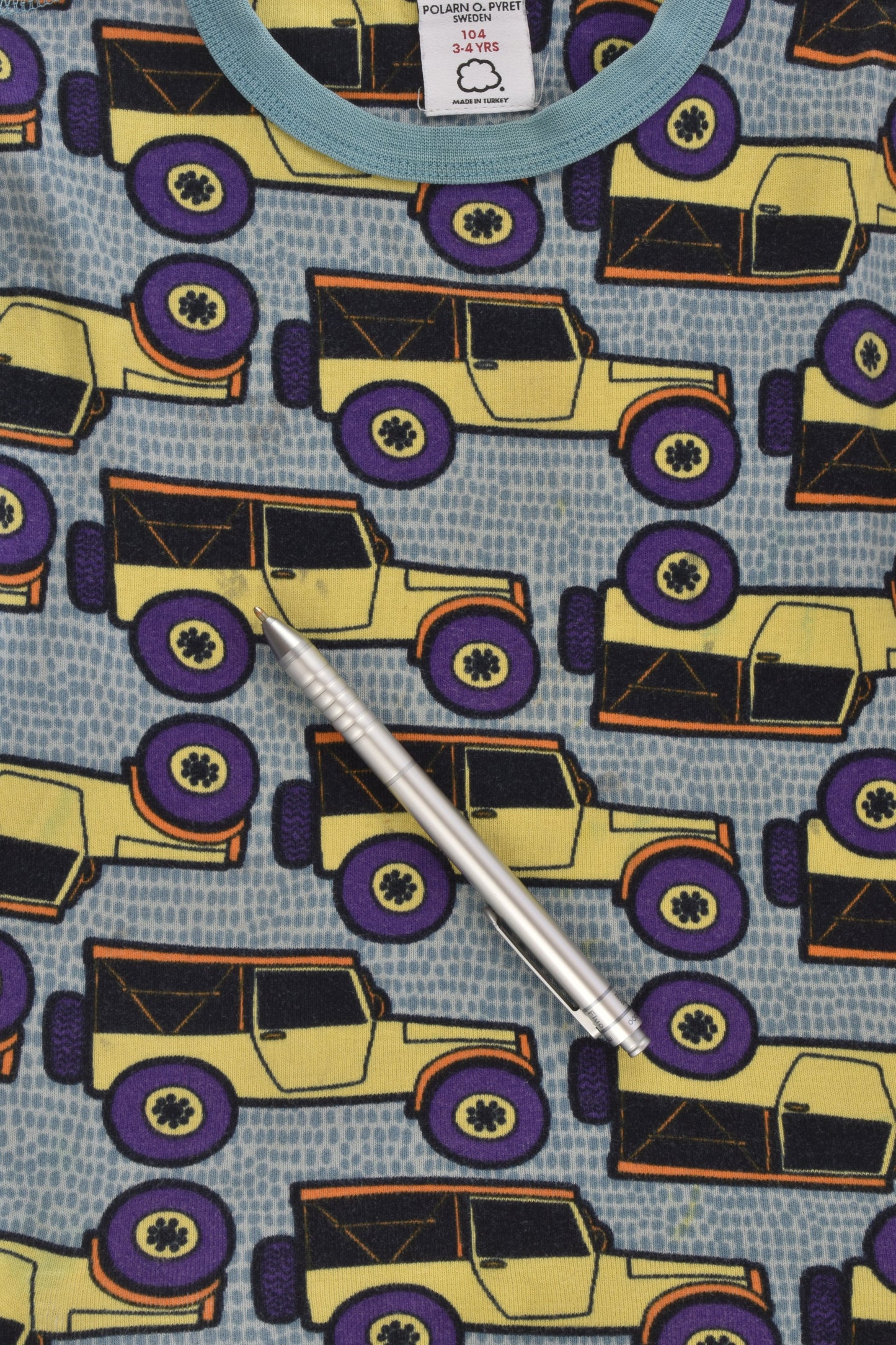 Polarn O. Pyret Size 3-4 (104 cm) Cars Retro Print Top
