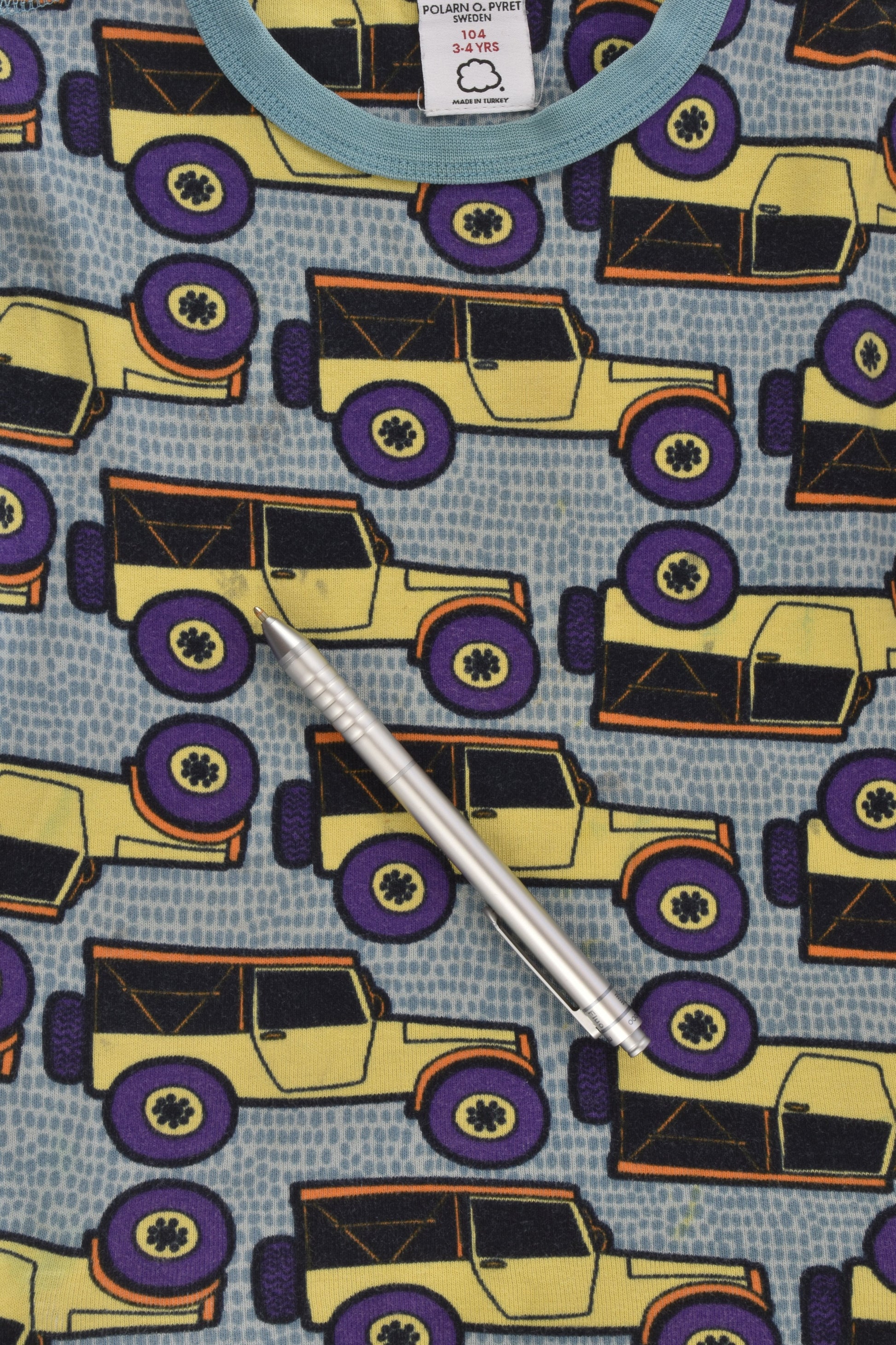 Polarn O. Pyret Size 3-4 (104 cm) Cars Retro Print Top