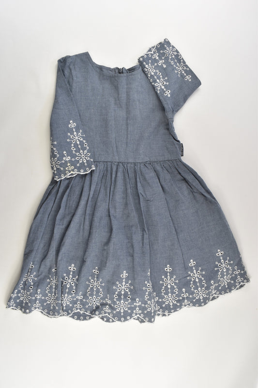 Polarn O. Pyret Size 4-6 Lined Lightweight Denim Dress with Lace Details