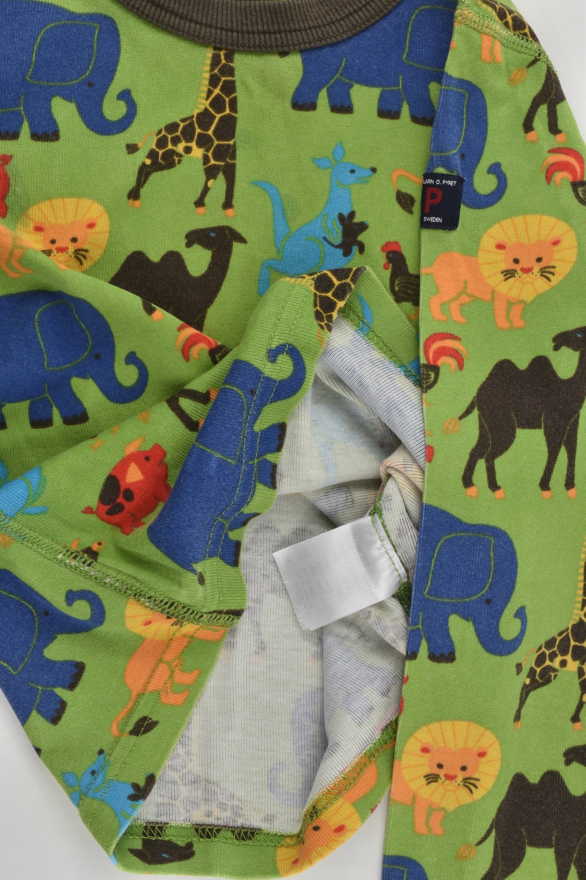 Polarn O. Pyret (Sweden) Size 3-4 (104 cm) Animals Top