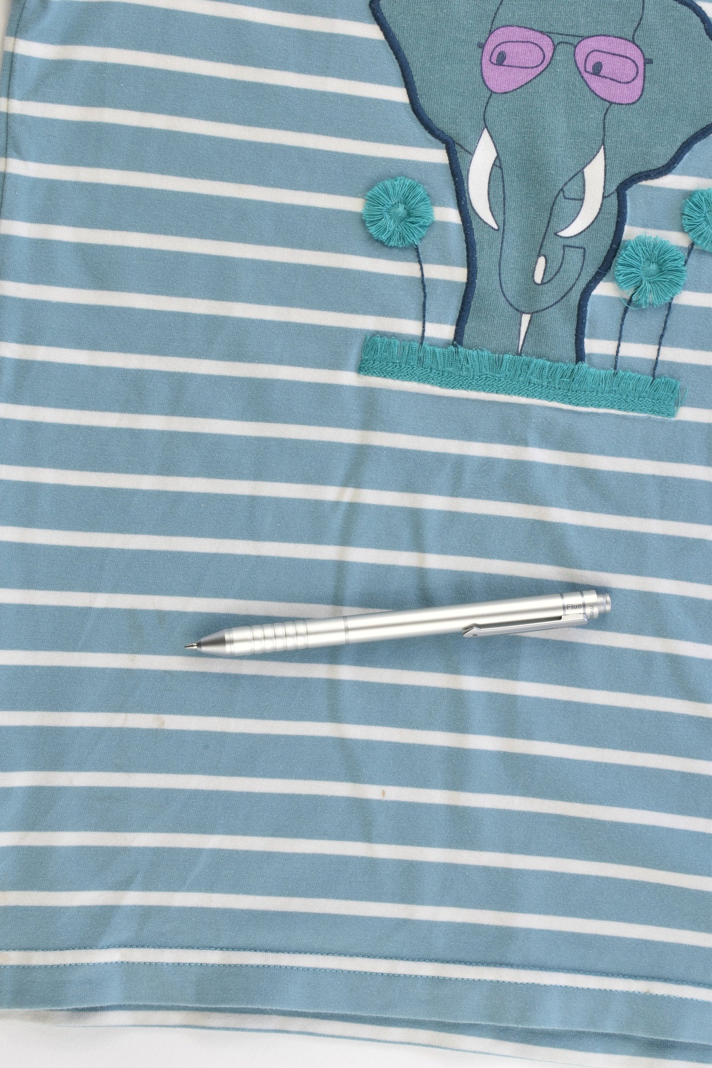 Polarn O. Pyret (Sweden) Size 6-8 (122/128 cm) Elephant T-shirt