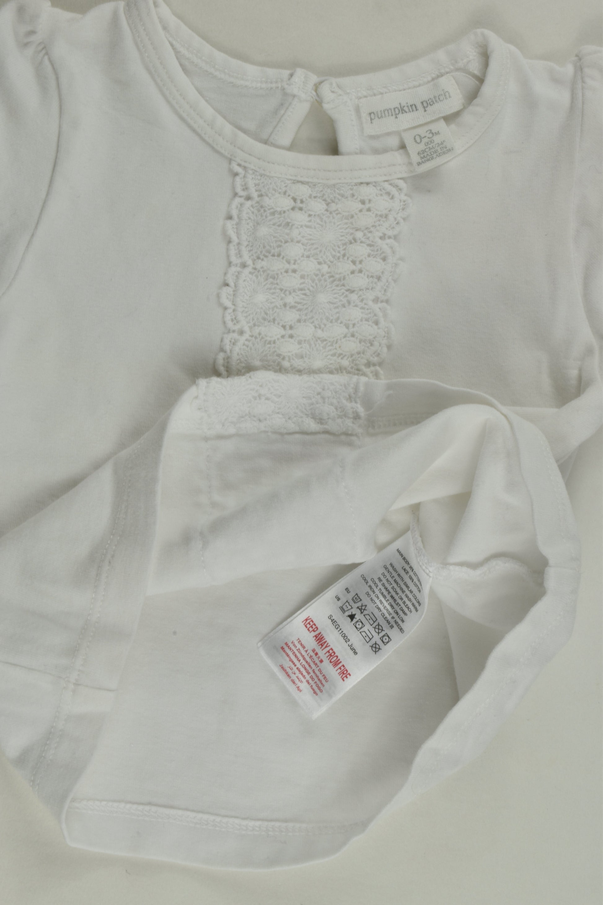 Pumpkin Patch Size 000 Lace Detail T-shirt