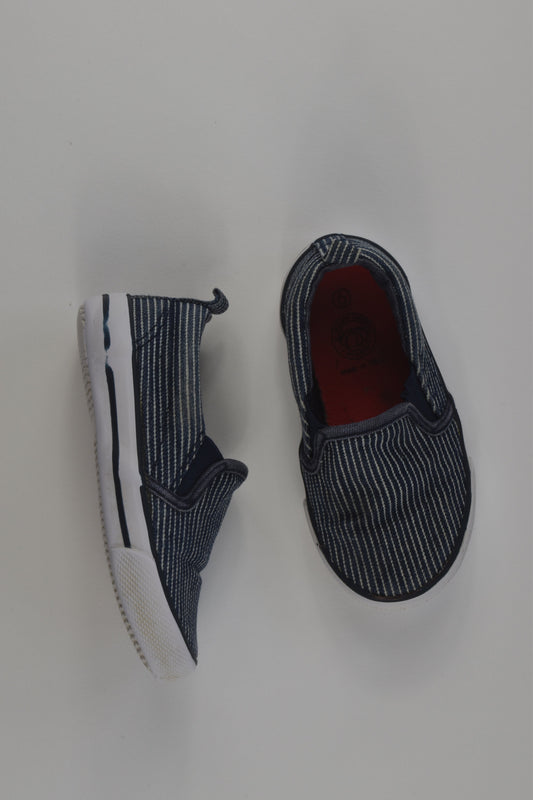 Pumpkin Patch Size 6 Canvas Shoes