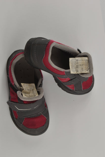 Quechua Size UK 7.5 Shoes