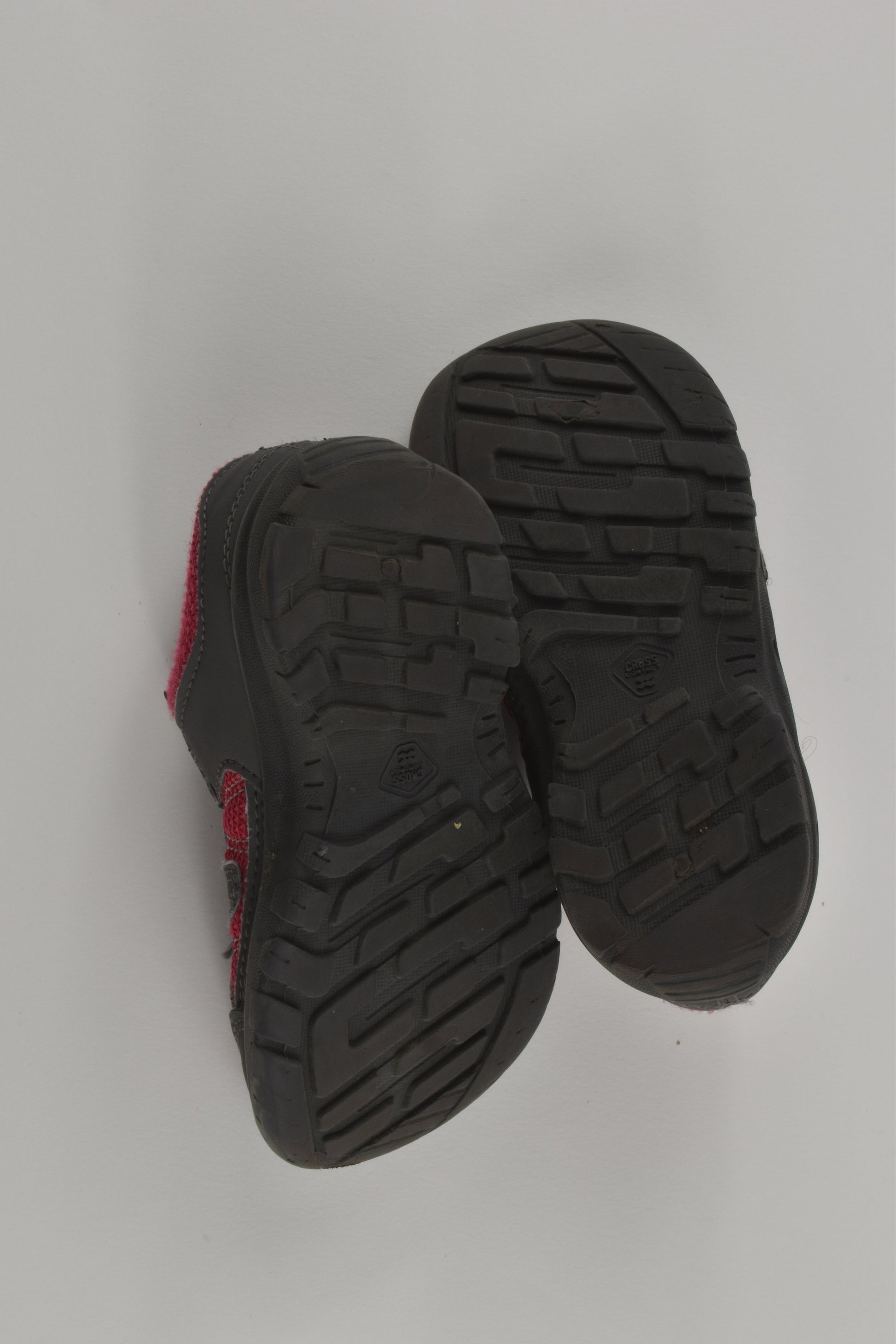 Quechua Size UK 7.5 Shoes