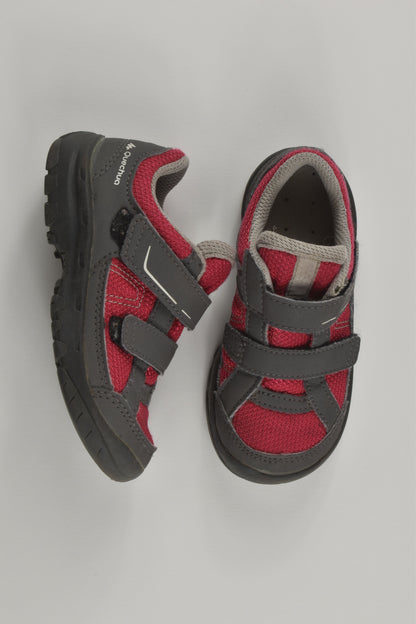 Quechua Size UK 7.5 Shoes