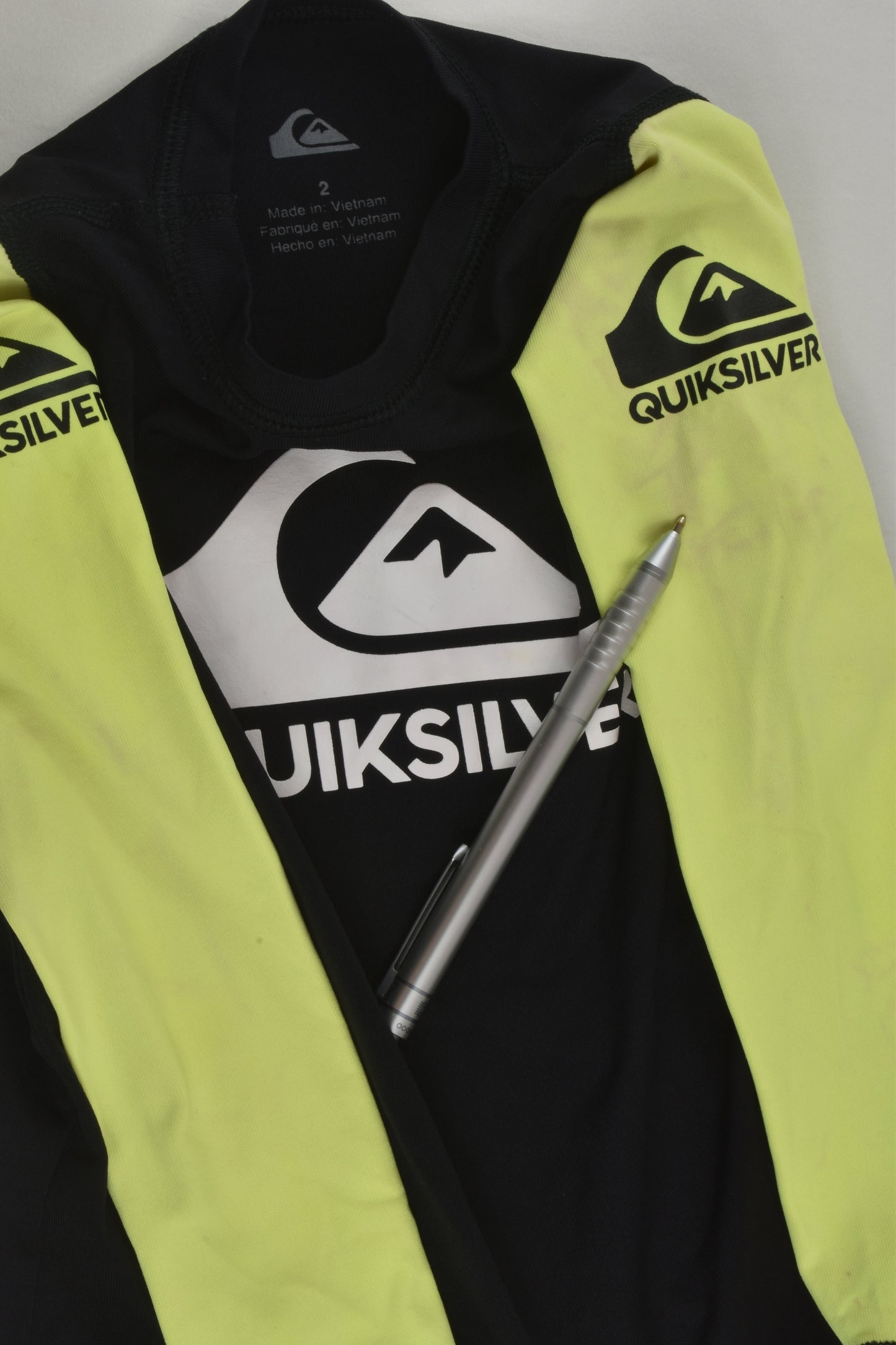 Quiksilver Size 2 Rashie Top