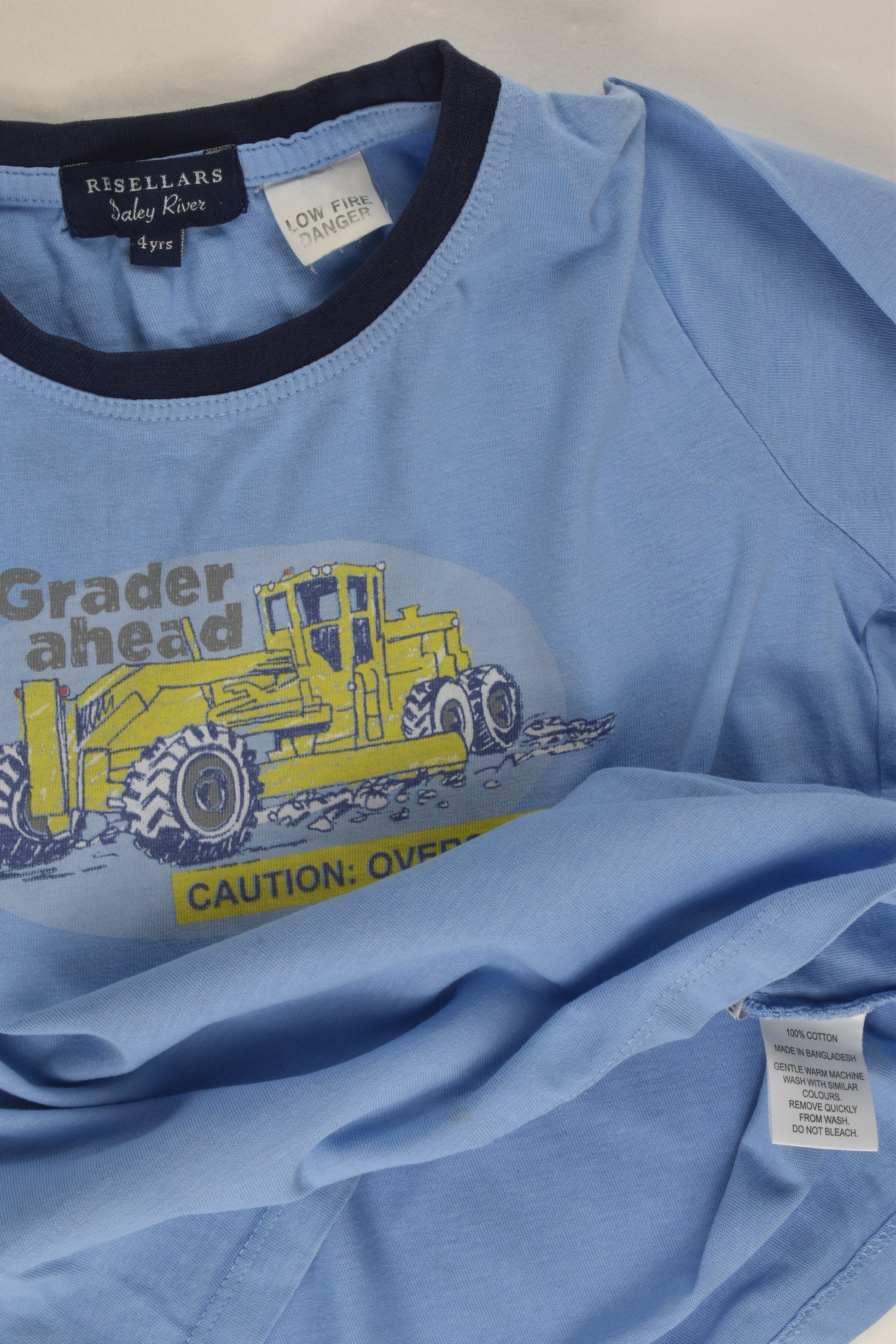 RB Sellars Size 4 'Grader Ahead' Pyjamas
