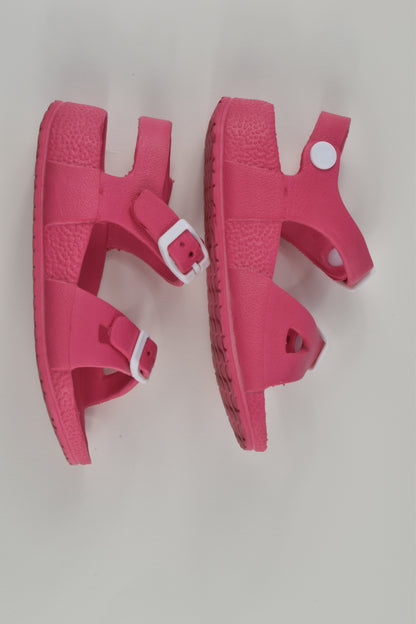 Raider Sports Size 8 Sandals