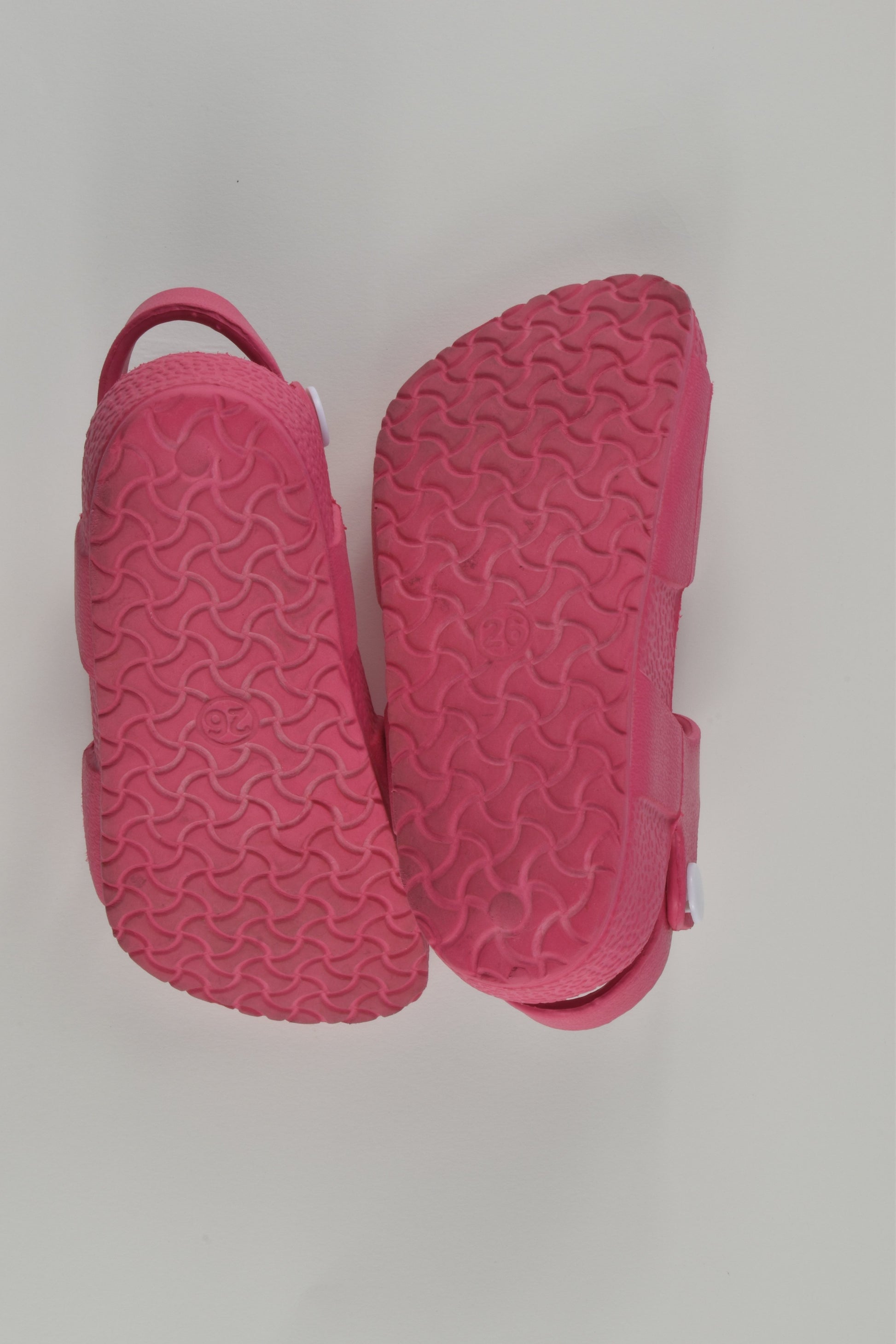 Raider Sports Size 8 Sandals