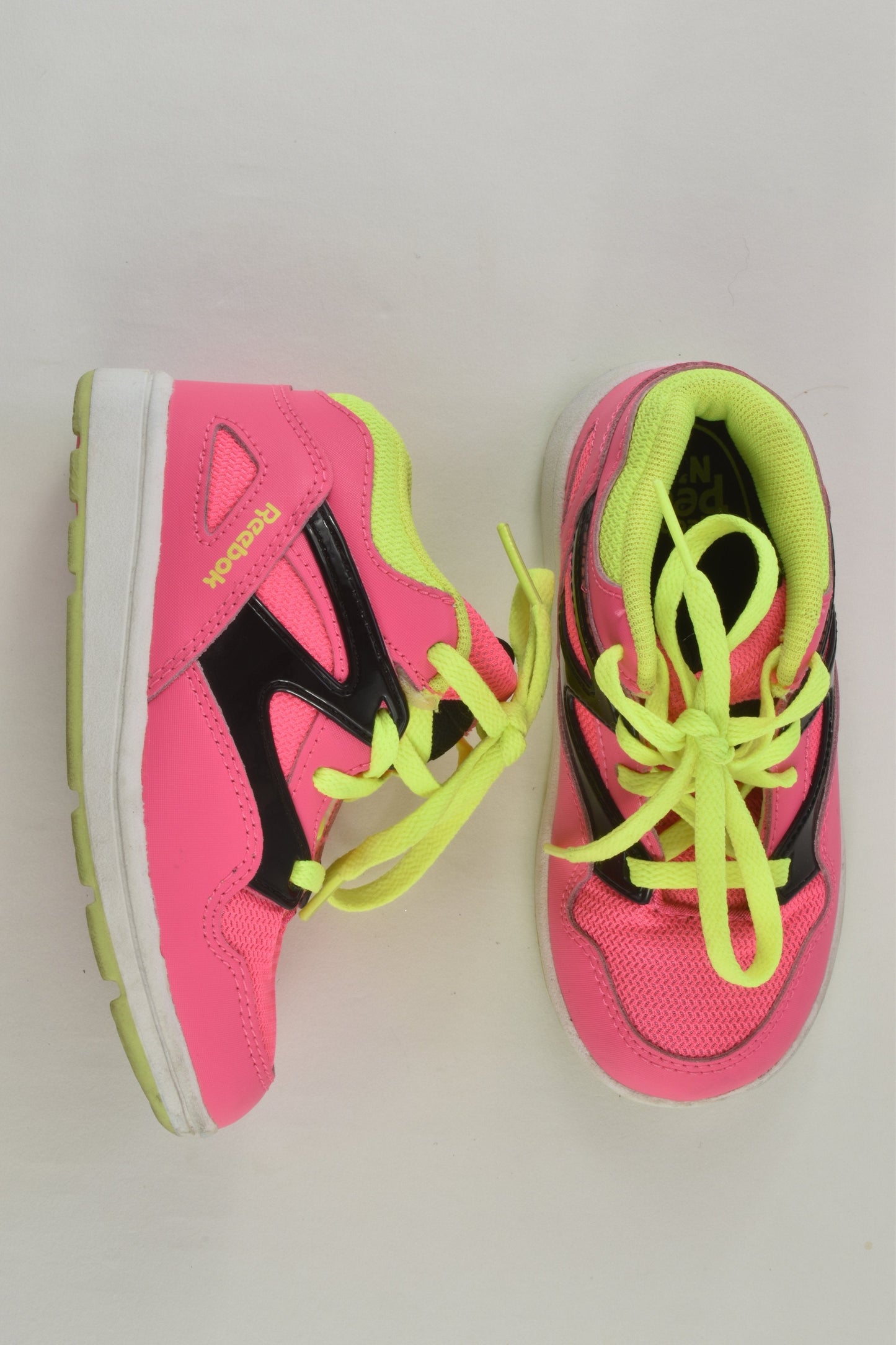 Reebok Size UK 7.5 Peek N' Fit Shoes