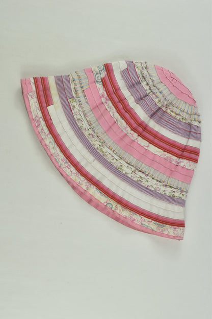 Resort Size approx 2-4 Hat