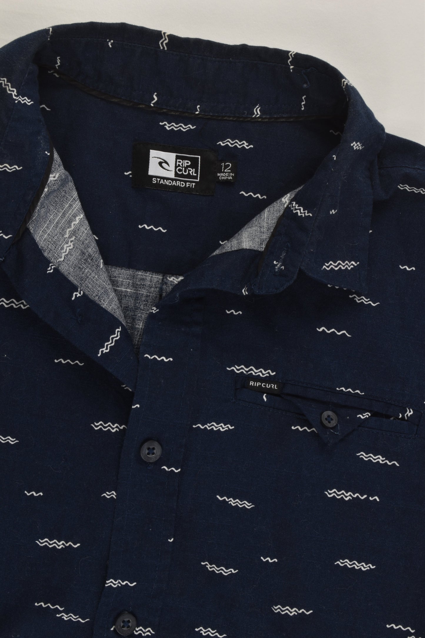 Rip Curl Size 12 Waves Shirt