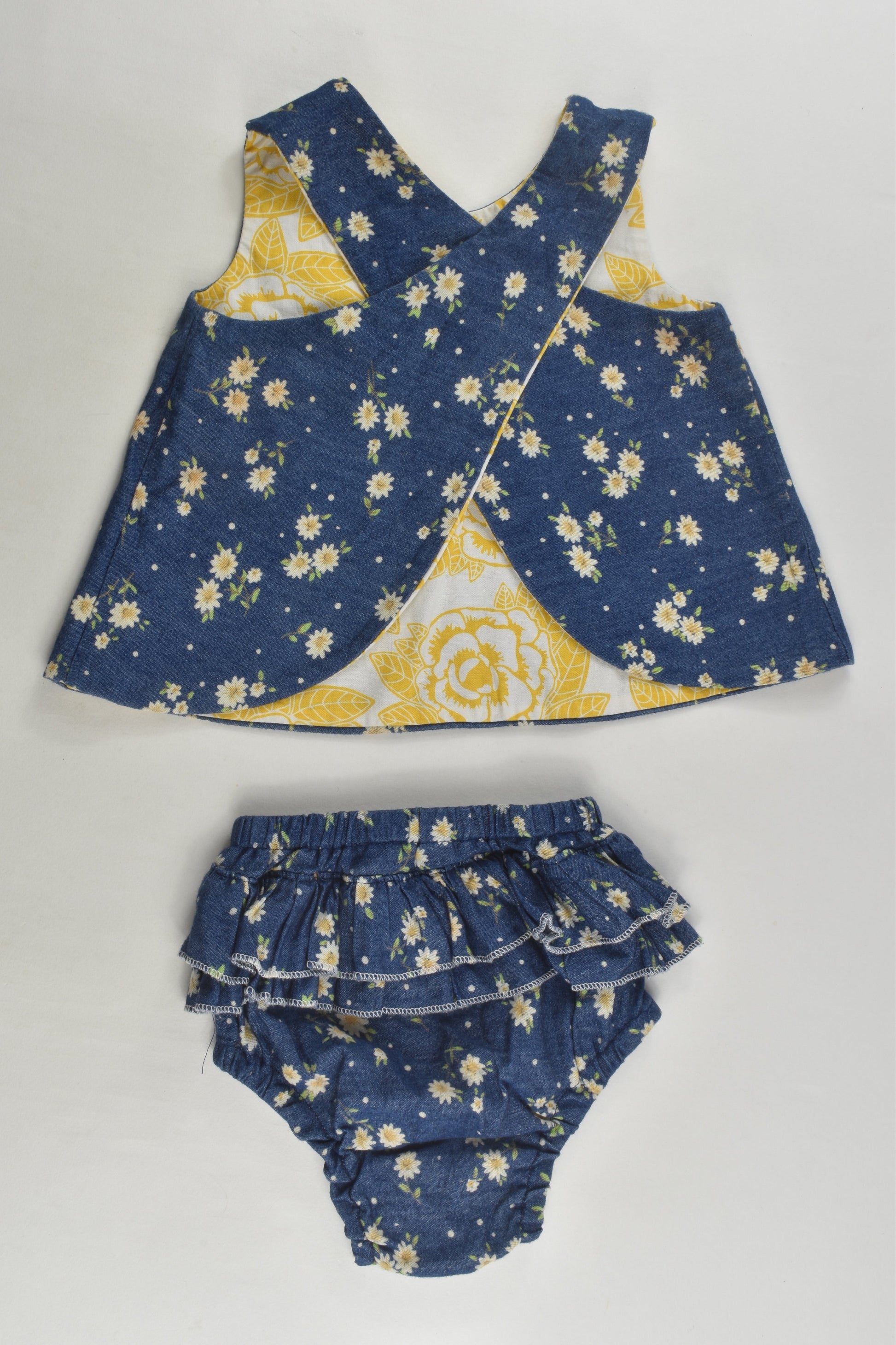 Ruby Owl Size 00 Daisies Outfit