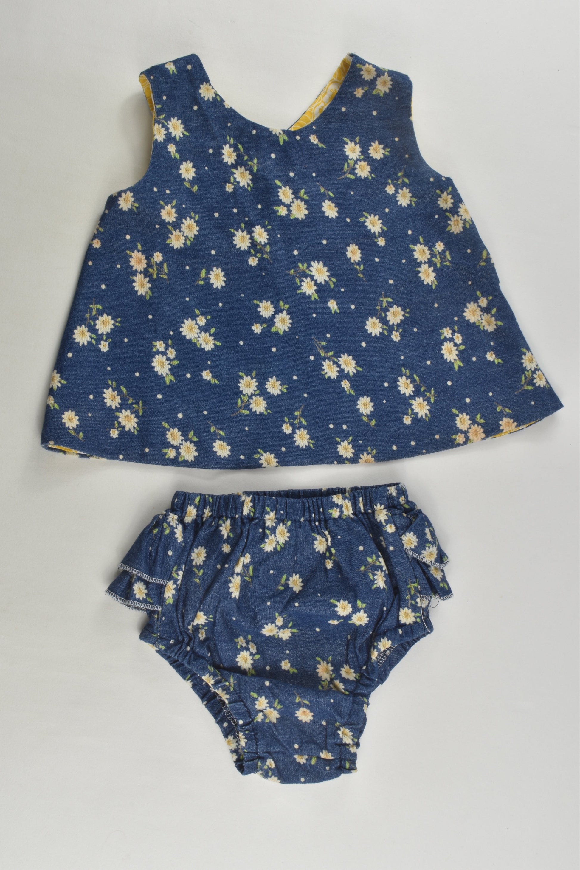 Ruby Owl Size 00 Daisies Outfit