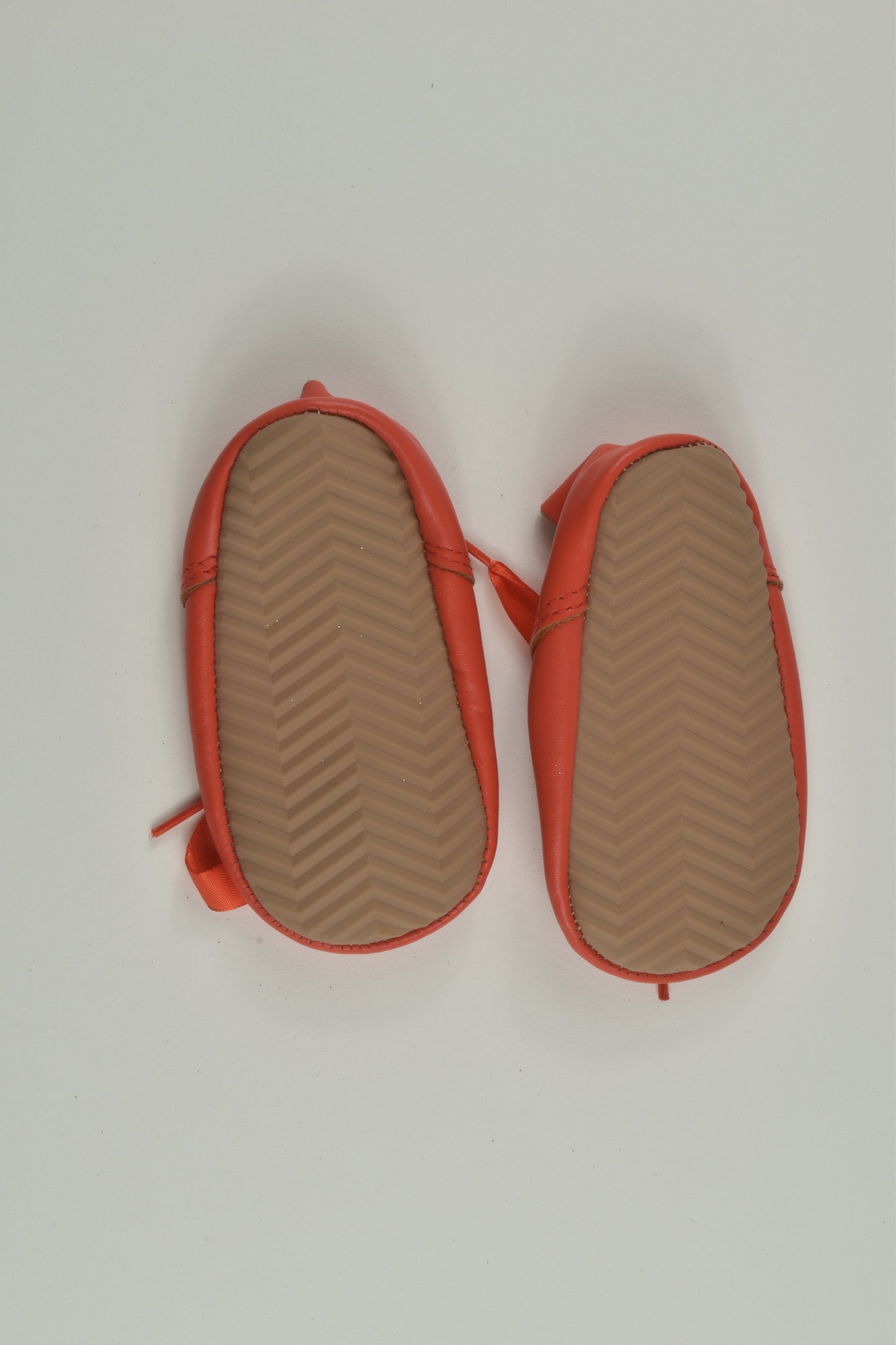 Rubz and Lolli Size 4 Leather Slippers